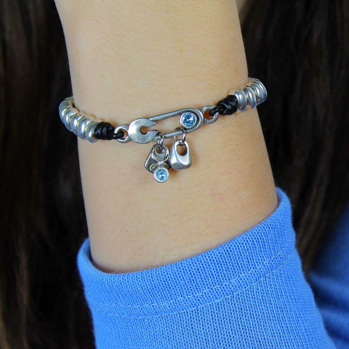 Pulsera de cuero con cristal, hecha a mano por Intendenciajewels - Pulsera de cristal - Pulsera de cuero - Pulsera de mujer - Pulsera ajustable de 16-19,5 cm.