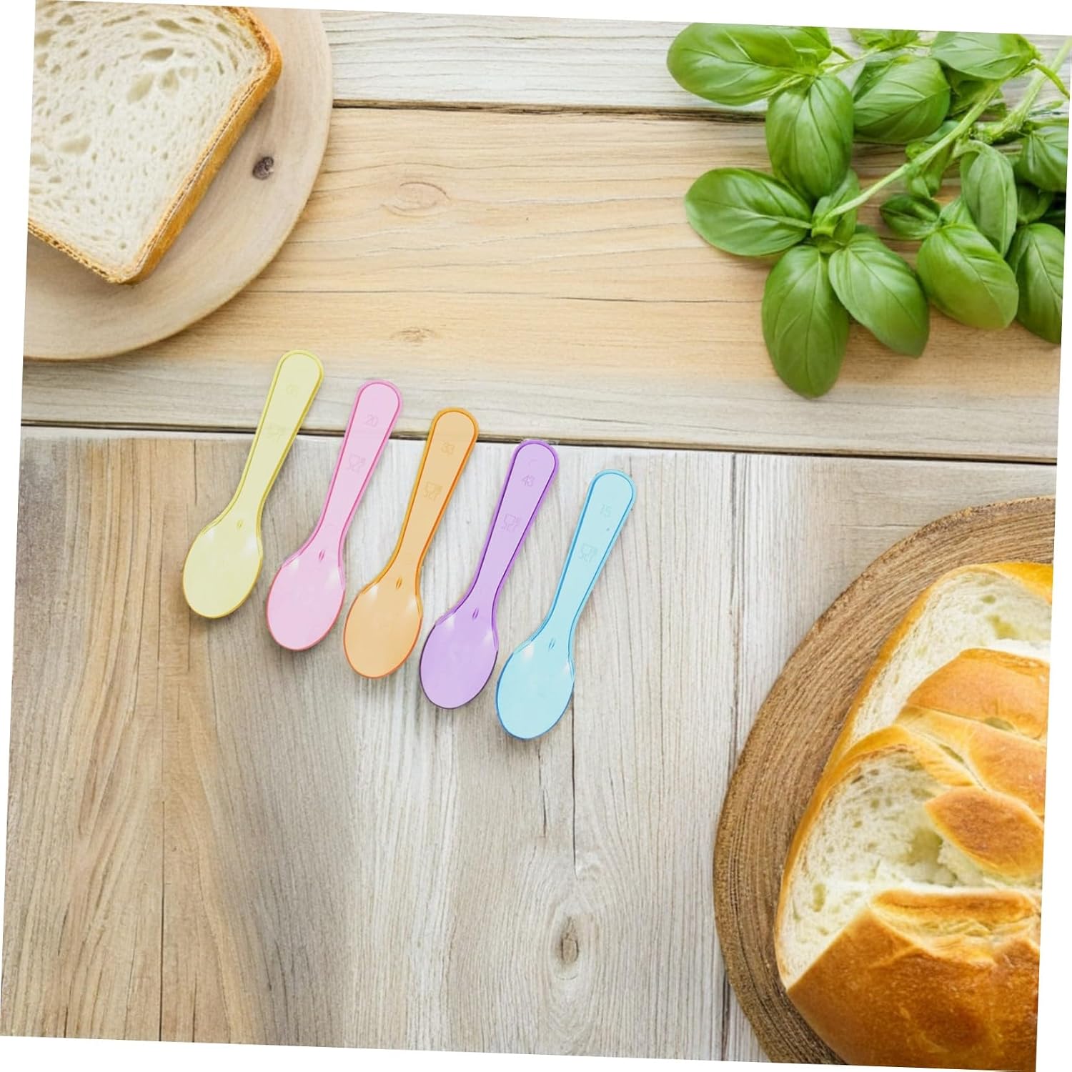 300pcs Plastic Dessert Spoons Mini Tasting Spoons Lightweight Compact Design Easy Transport for Weddings and Holiday Parties