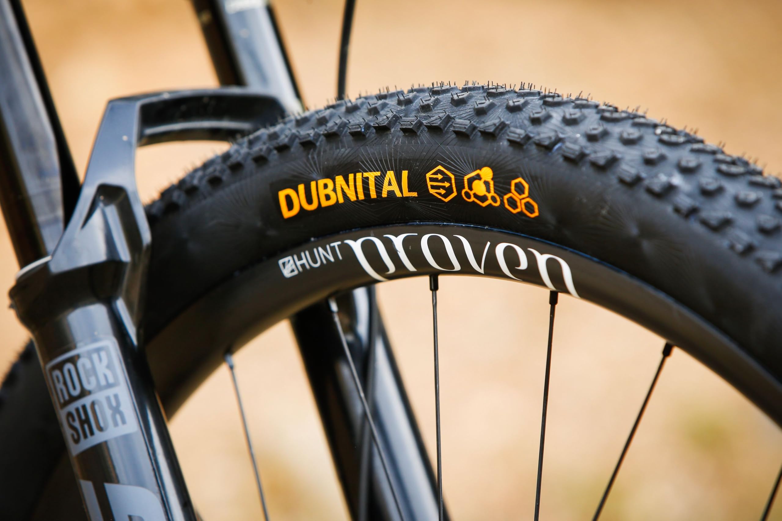 Amazon | コンチネンタル(Continental) MTBタイヤ Dubnital Race Grip