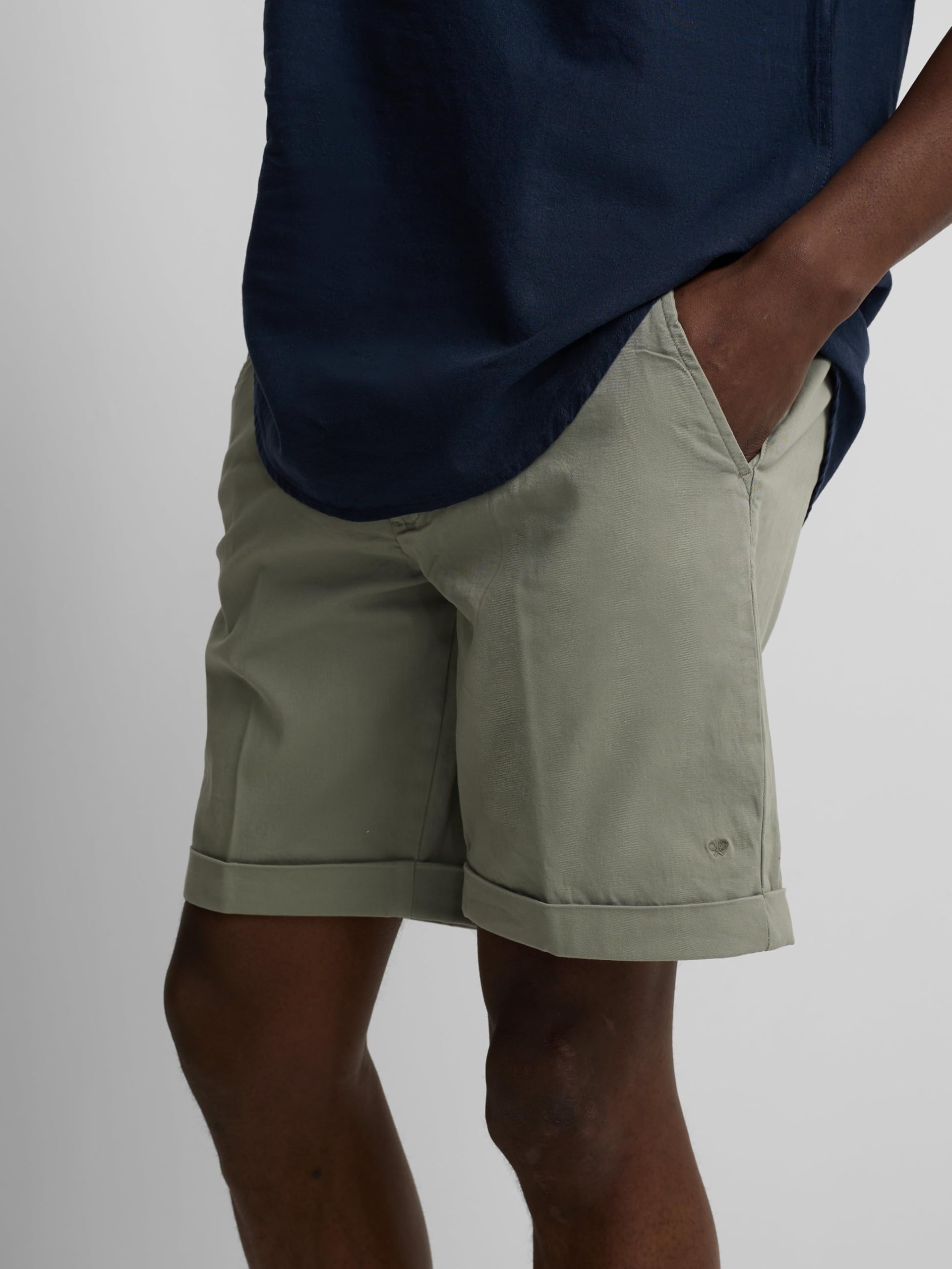 SILBON Bermuda Clásica para Hombre