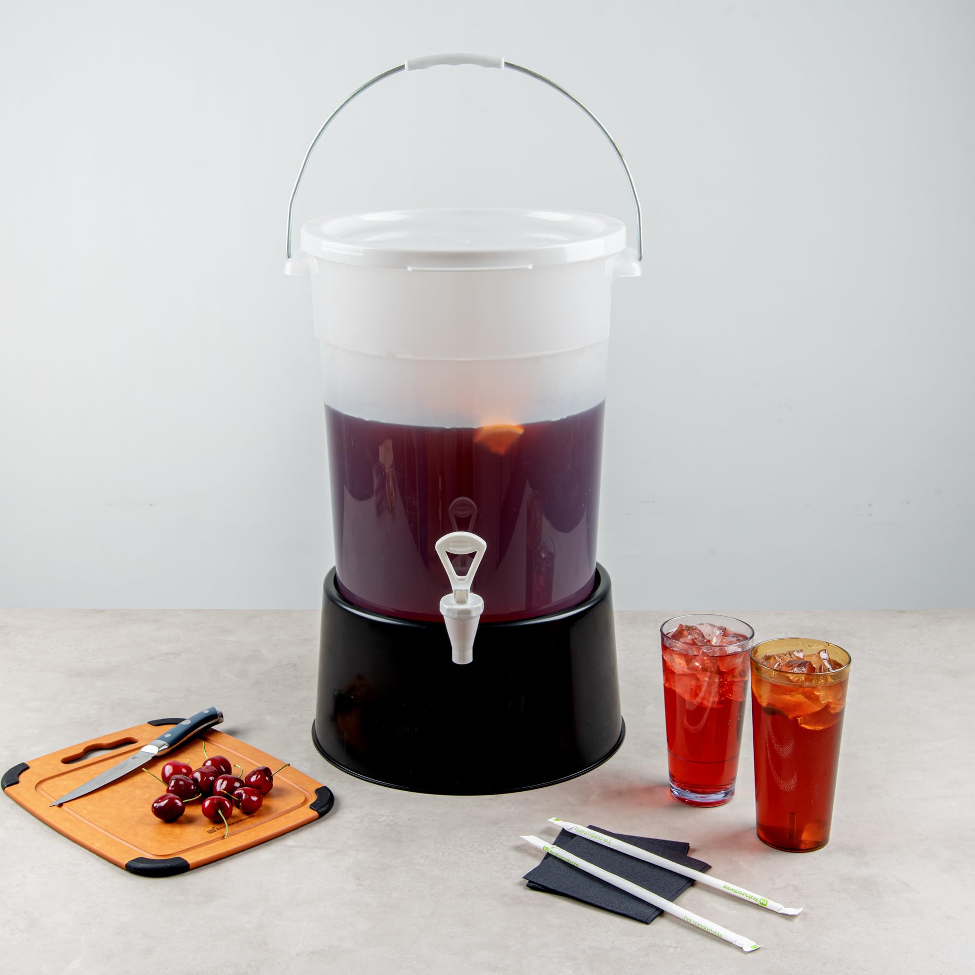 Restaurantware - Dispensador de bebidas Bev Tek de 6 galones, 1 dispensador de jugo lavable en lavavajillas, las bases se venden por separado, calcomanías incluidas, dispensador de bebidas de plástico