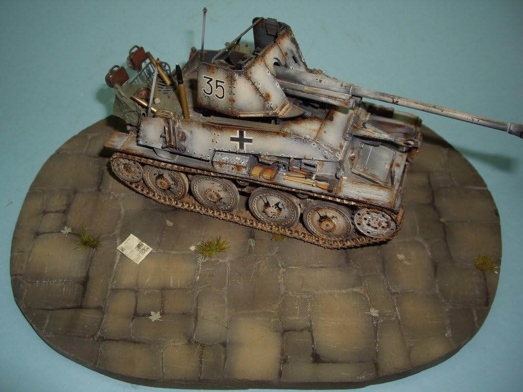 1/35 Scale oval Flag stone Diorama base - Dimensions - 220mm x 175mm