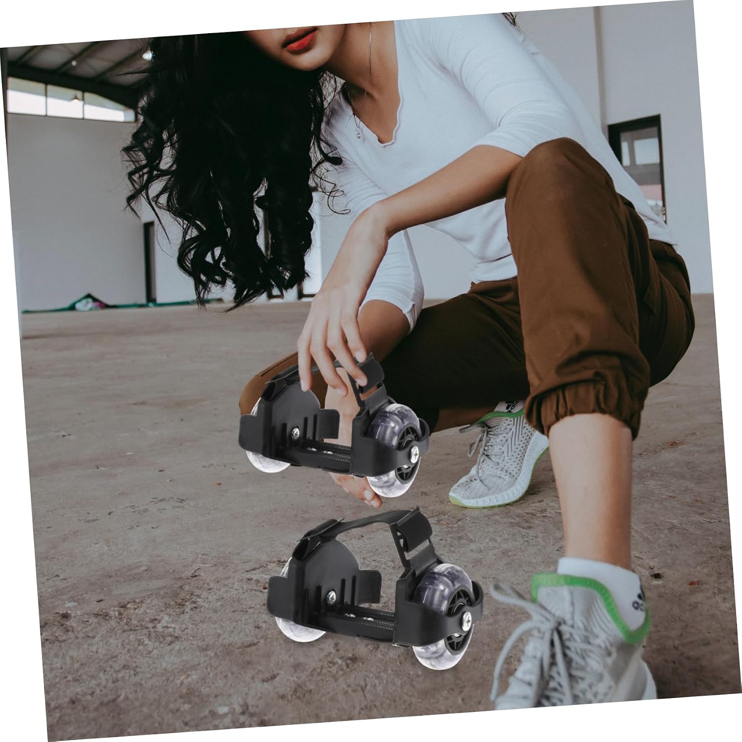 Kisangel Adjustable Glowing Heel Rollers for Kids Cool Flashing Skating Wheels Shoes Durable Wear-Resistant Outdoor Skates with Telescopic Size Feature
