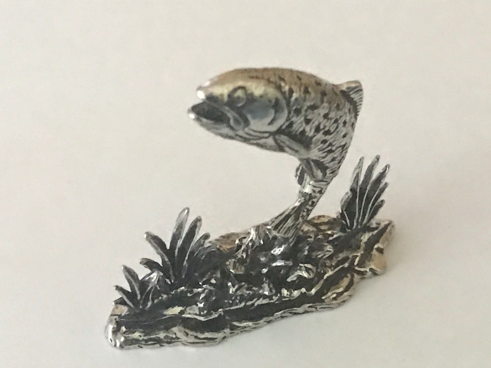 Truite en étain figurine de collection poisson Code 6