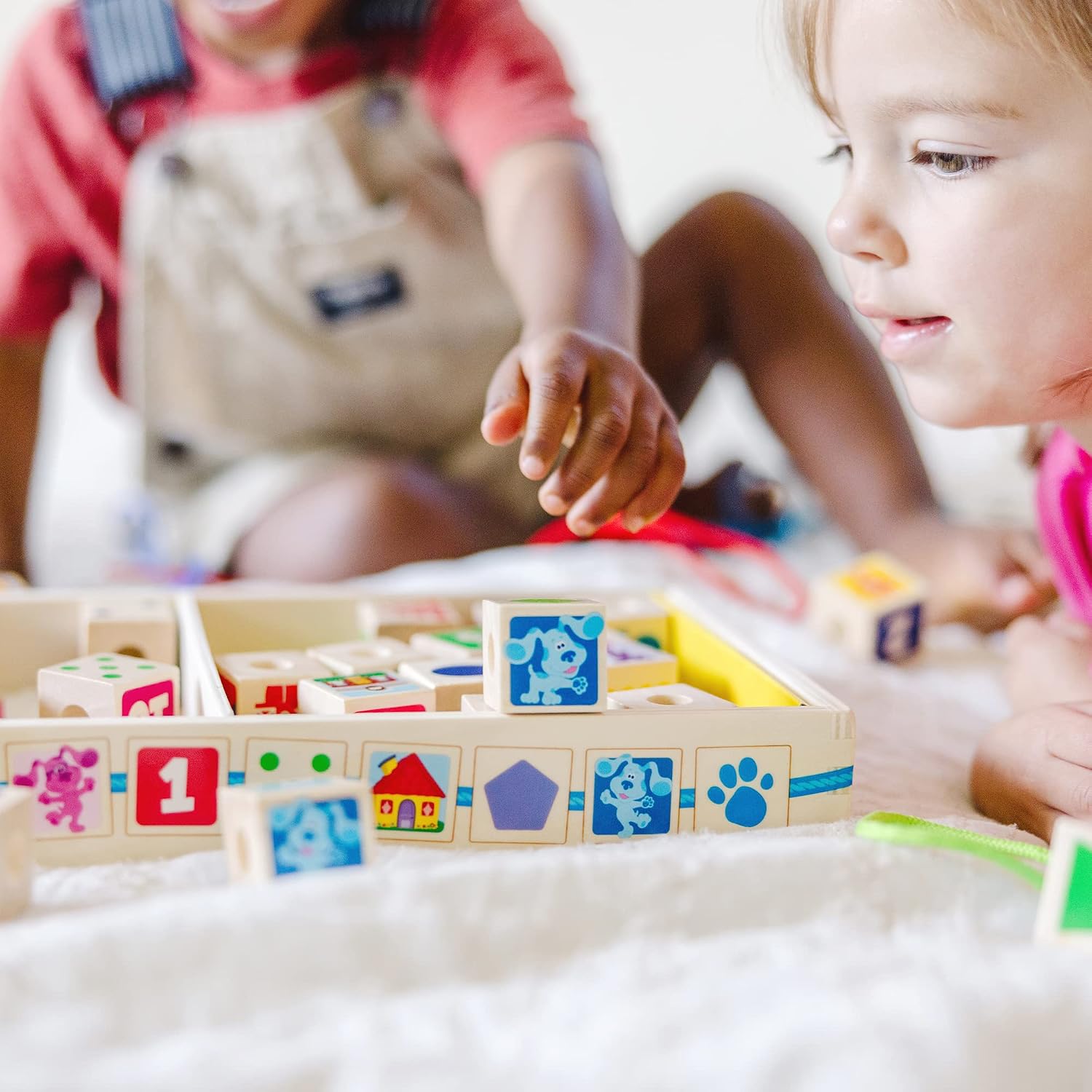 Melissa & Doug Blue’s Clues and You Wooden Lacing Beads, 25 Beads, 4 Cords, Wooden Toy - Image 3
