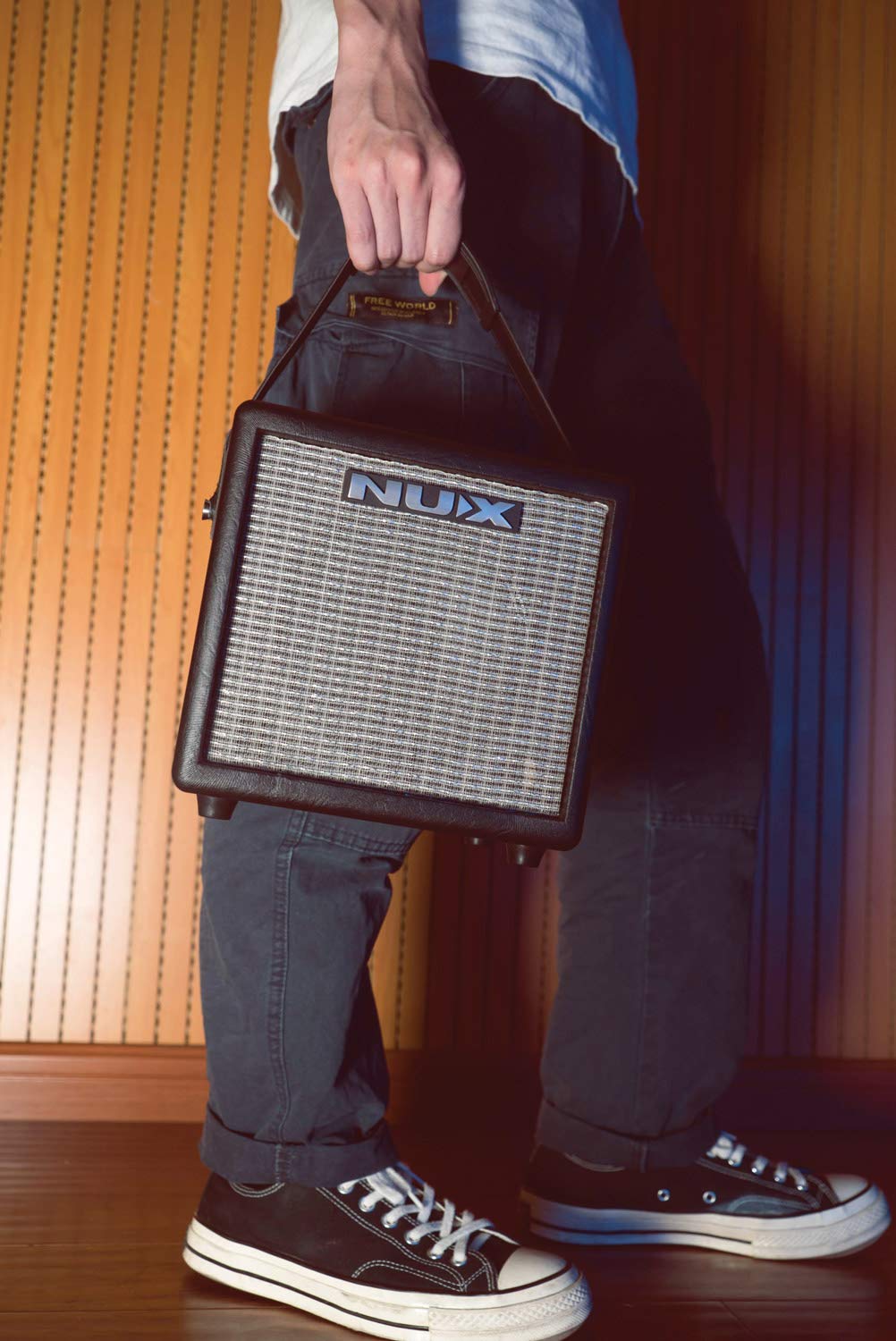 NUX Guitar Amplifier portatile 8 watts bluetooth
