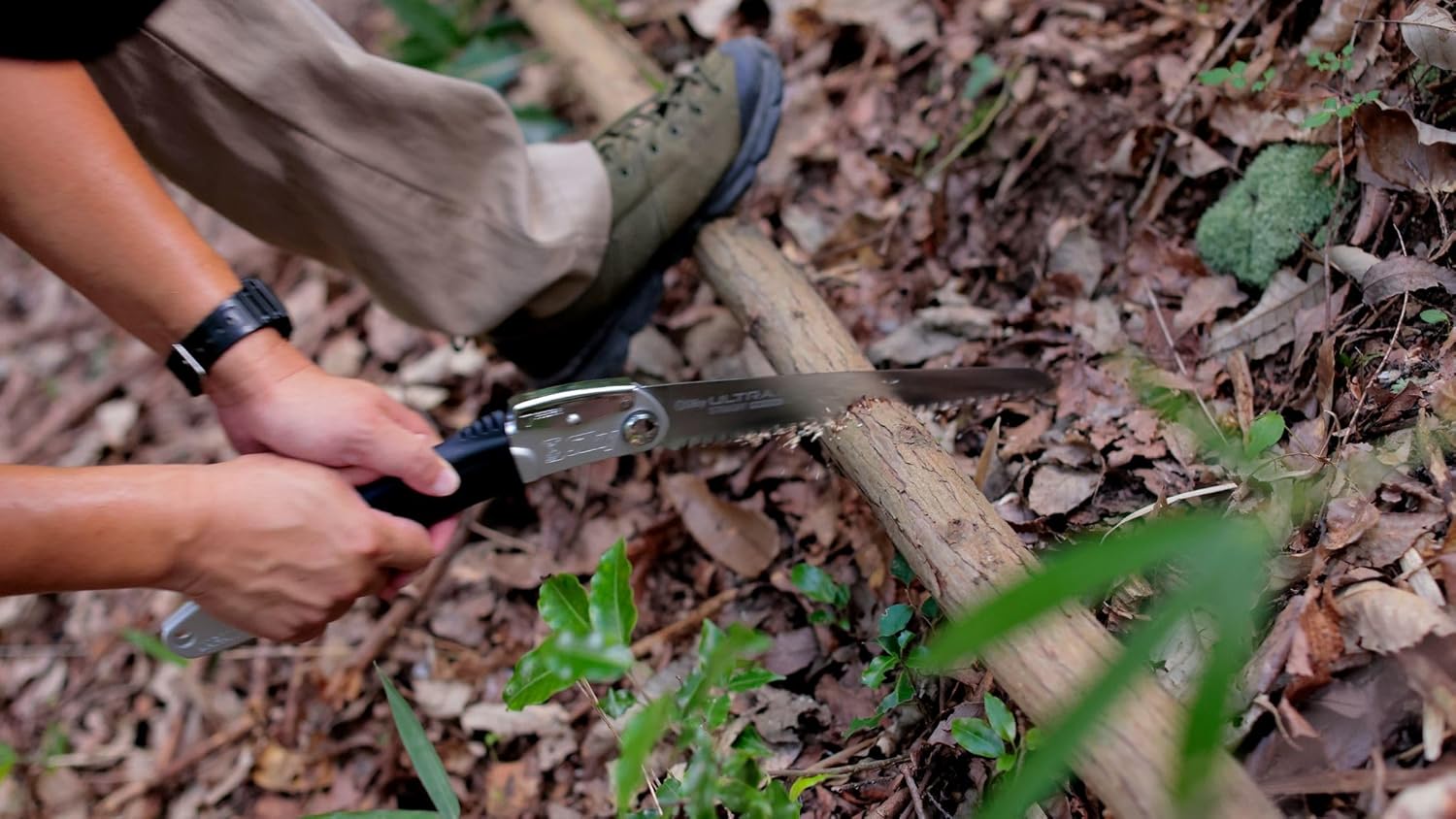 Silky Ultra Accel Professional 240mm Straight Blade Folding Saw Large Teeth (444-24)