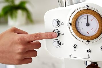 Swan Nordic Espresso Machine, White, 15 bar Pressure, Milk frother, 1.2L Tank, Scandi Style, SK22110WHTN