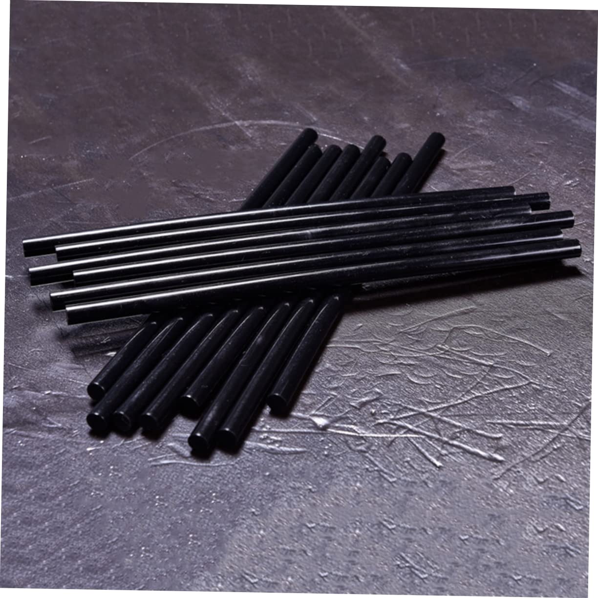 Schwarze Heißklebesticks 100 Stück aus Thermoplastharz