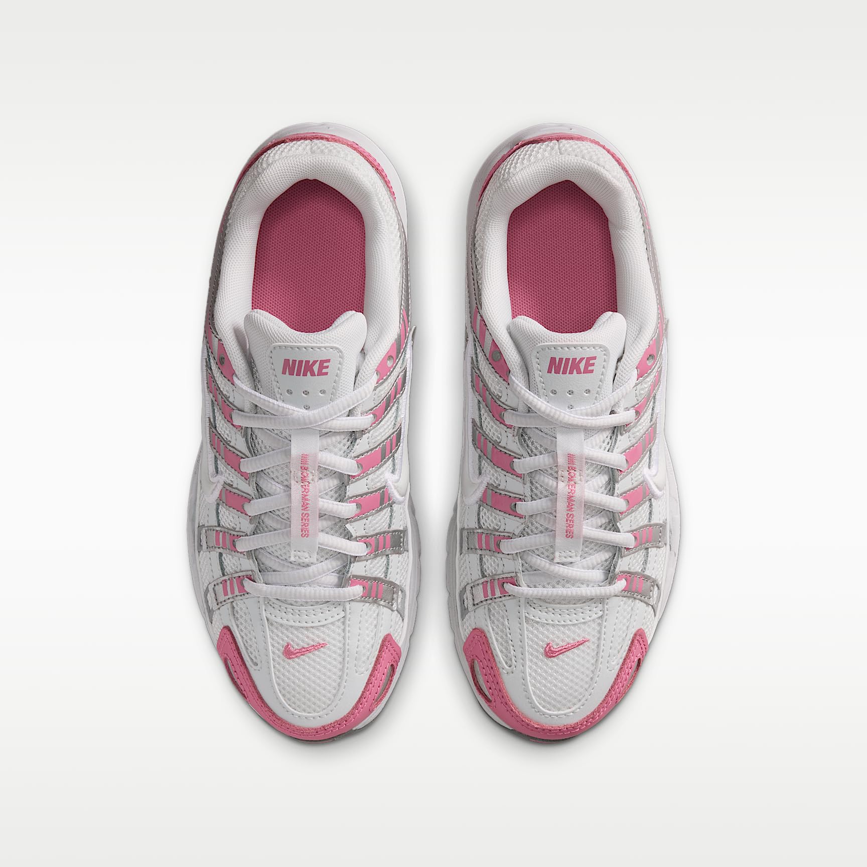 NIKE P-6000 - Zapatillas para niña, color blanco y rosa | Empeine de malla, entresuela amortiguada, collar acolchado