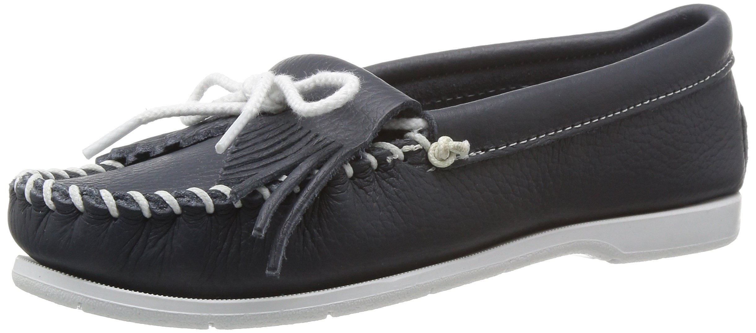 Minnetonka Women's Kilty Unbeaded Moccasin