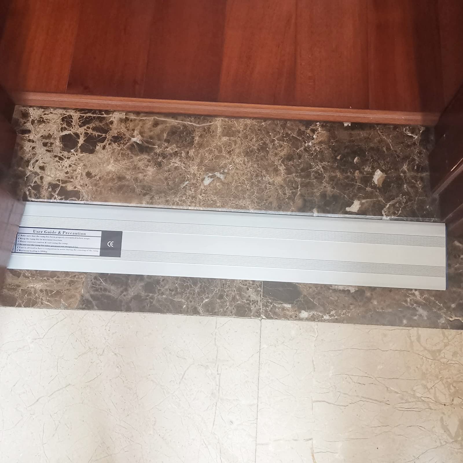Rampa progowa dla wózków inwalidzkich, lekkie aluminiowe rampy przejściowe Schody schodowe o wysokości 0,8 cala, do wnętrz/na zewnątrz/drzwi, srebrne