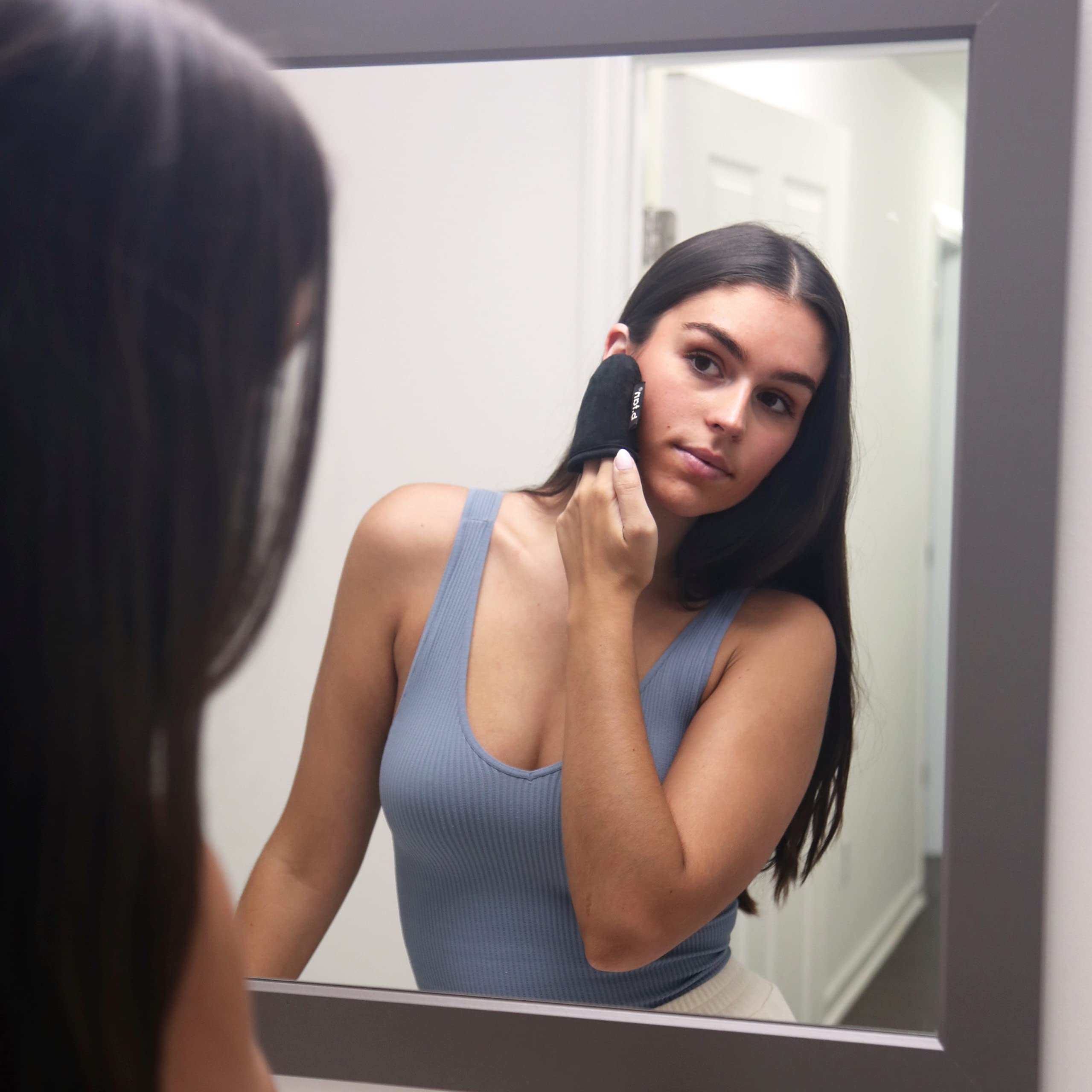 b.​tan - Kit di guanti autoabbronzanti per viso e corpo, senza striature, morbidi, riutilizzabili e lavabili, per abbronzatura senza sole, lozioni per il corpo, lozioni abbronzanti, spray e gel