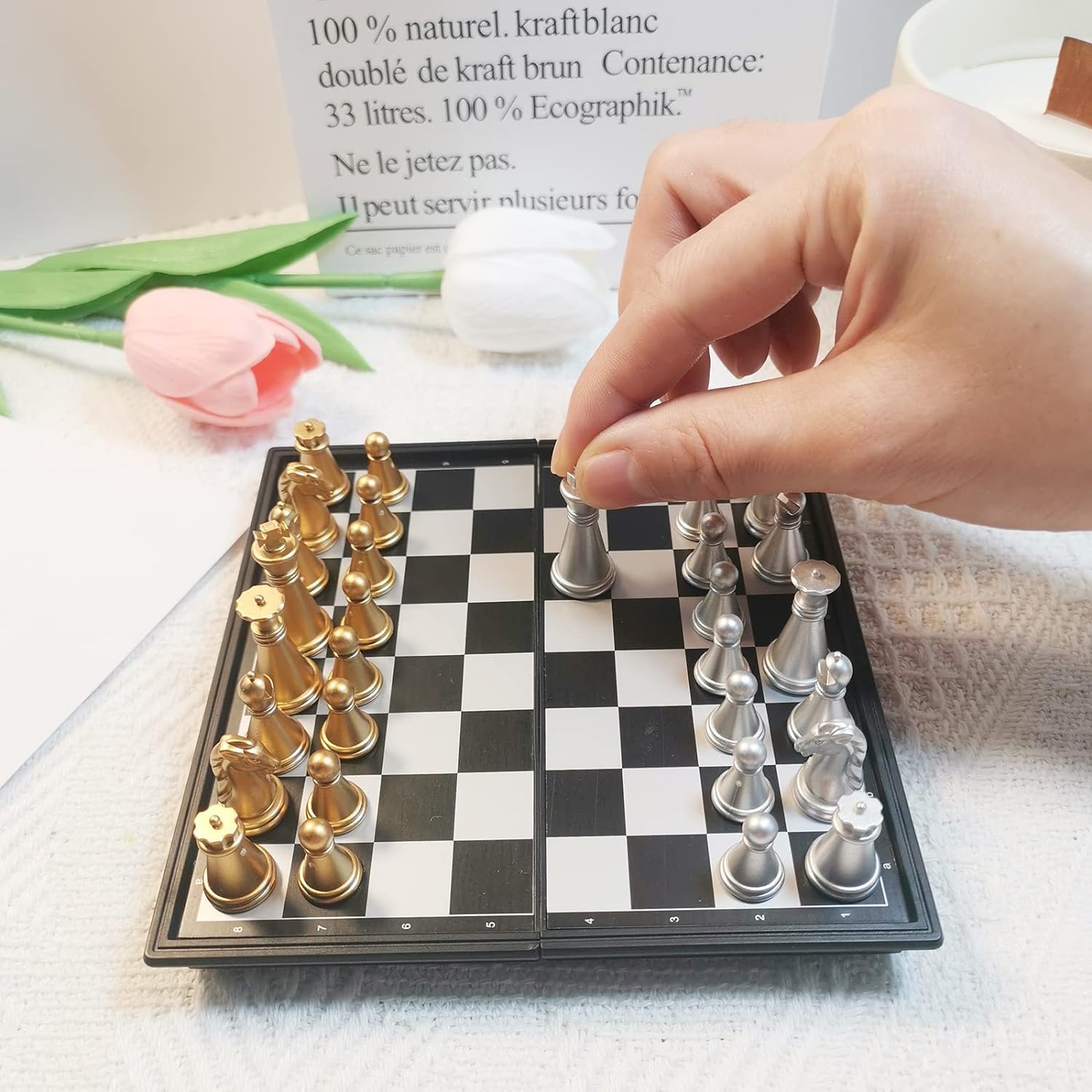 Peradix Jeu D'échecs, Echiquier Magnetique, Echec Deluxe Pliable Echecs, Mini échecs, Portable