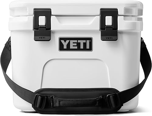 Miniatura 1 de YETI Roadie 15 - Enfriador duro con correa de hombro DoubleDuty