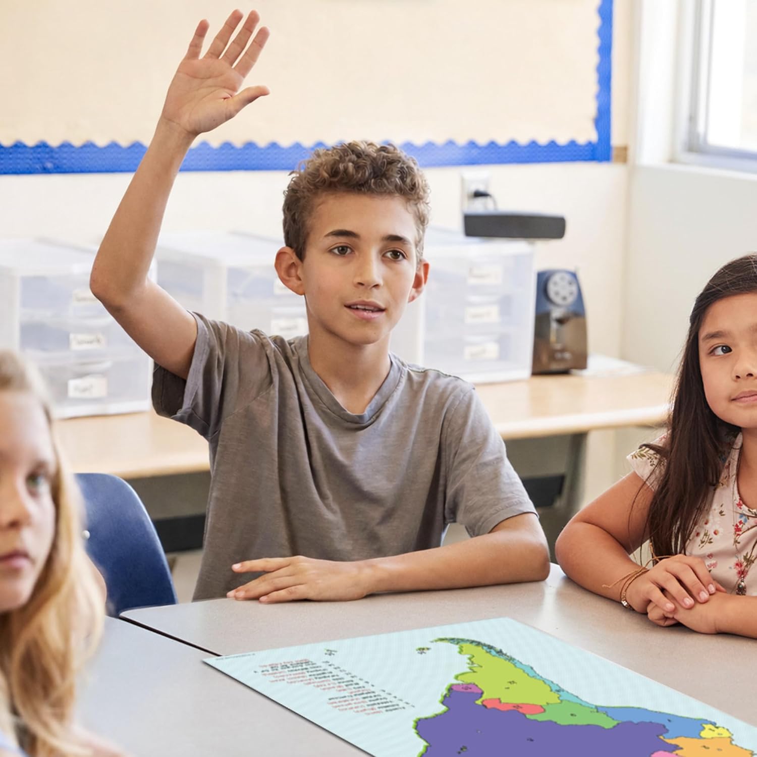 Quarterhouse 4 Poster Spanish Language Country Maps Set, Spanish Classroom Learning Materials for K-12 Students and Teachers, 12 x 18 Inches, Made in USA