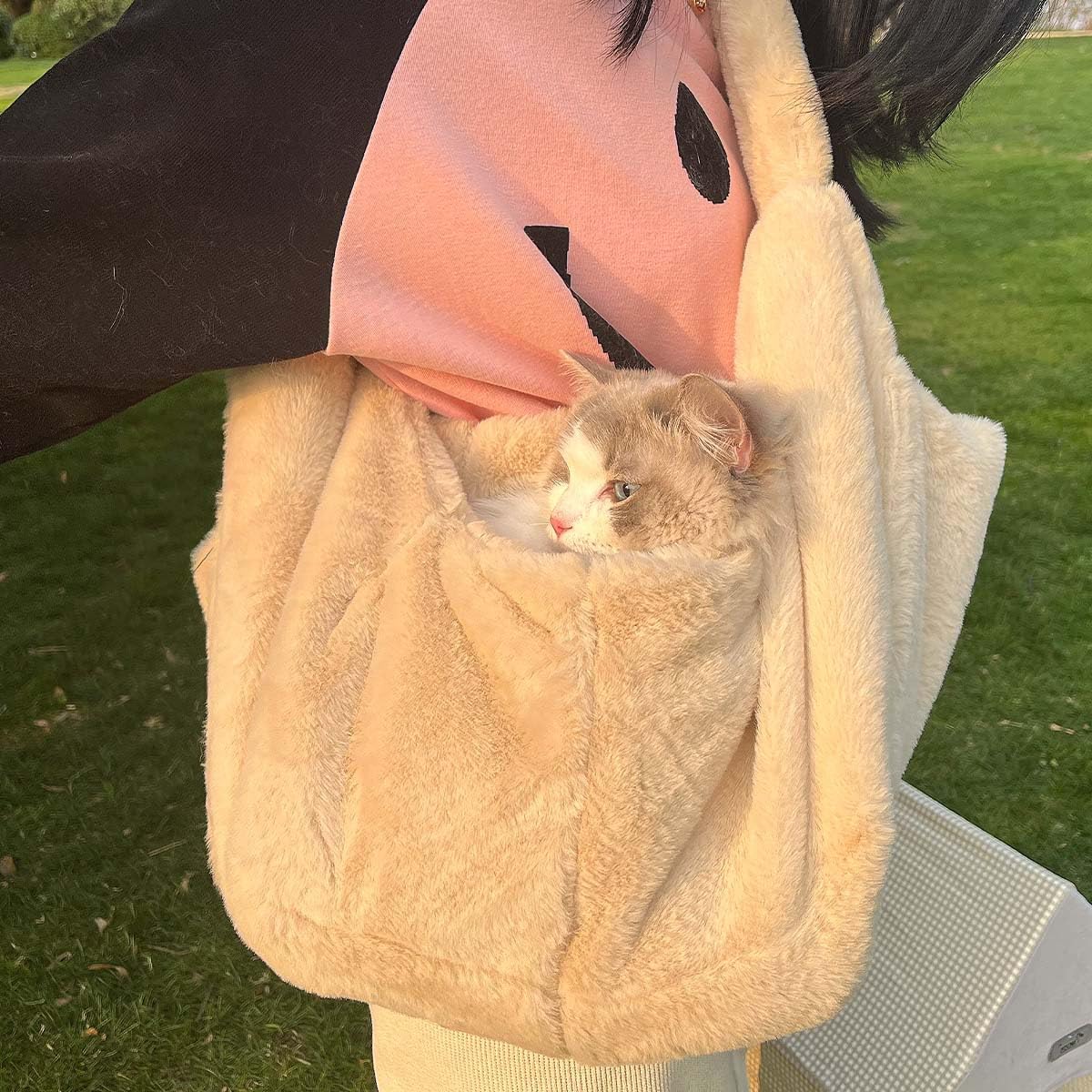 IBLUELOVER Sac de Transport pour Chiens Chats Sac à Bandoulière Réglable pour Animal de Compagnie Pochette de Transport Chaton Chiot Portable Sac avec Laisse de Sécurité Intérieure Sac Voyage
