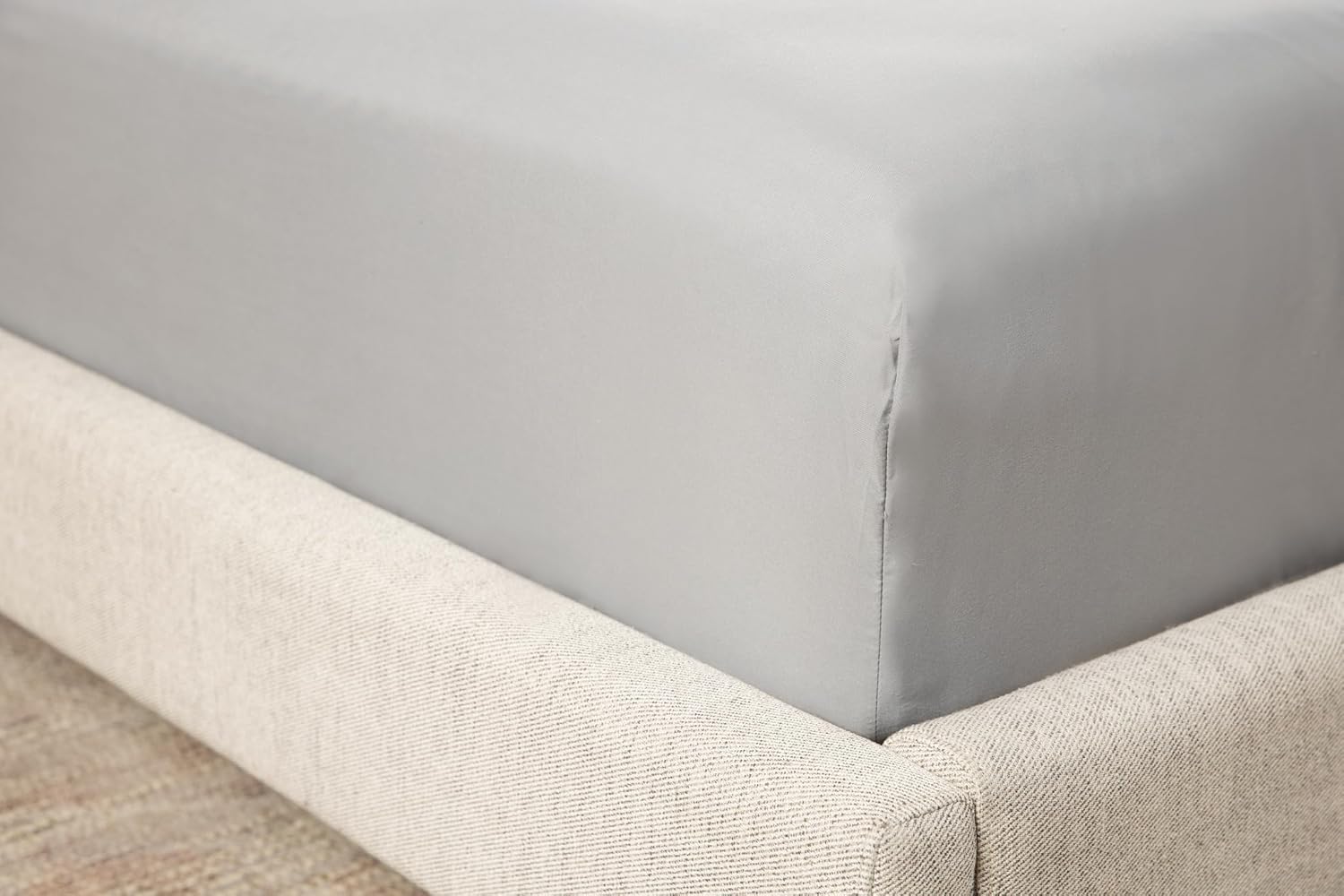 Long Show Microfiber bedsheet Set 1800 Thread Count Deep Pocket to 15 inches Mattress 4 Piece - Preminium Quality Soft Touch (Gray, Twin)