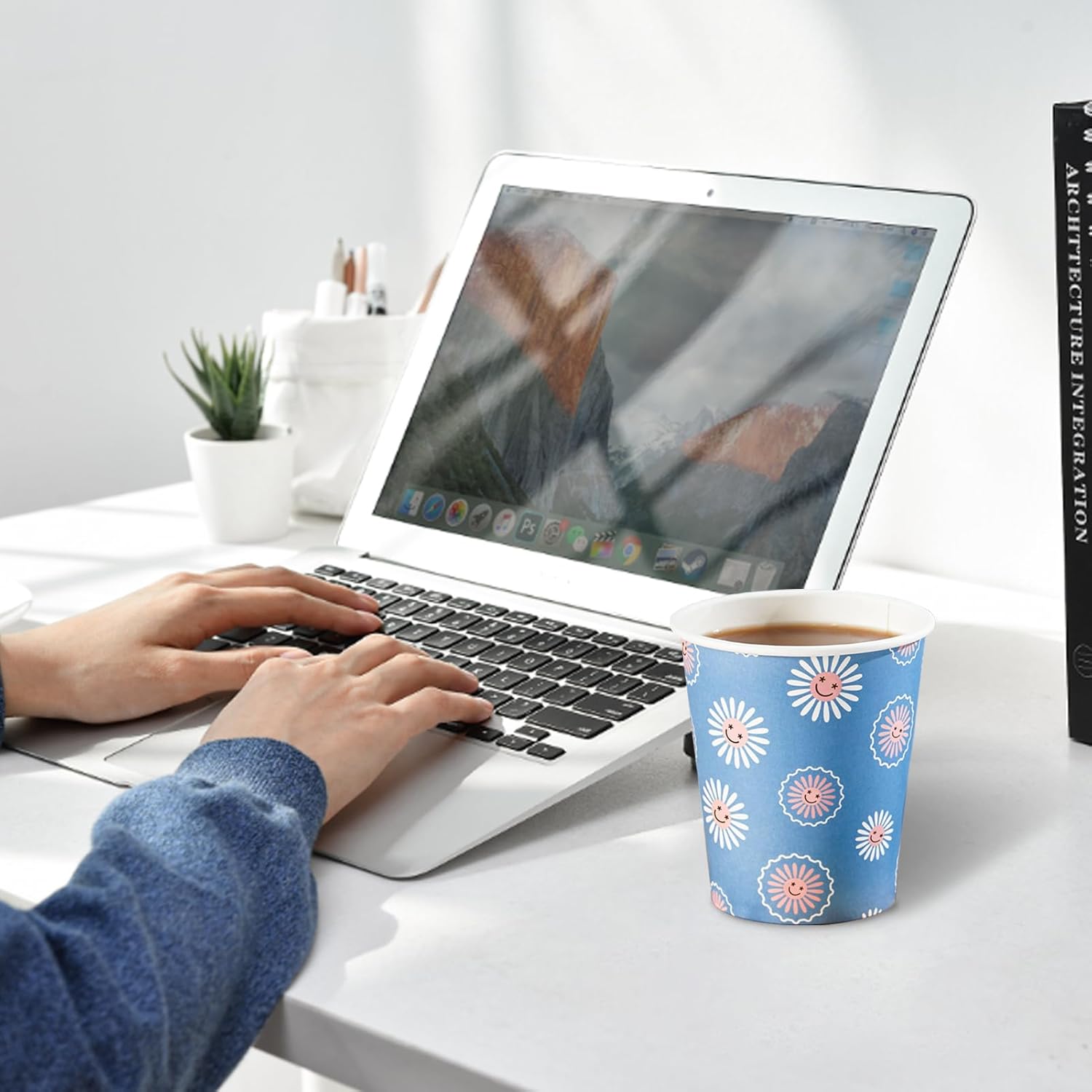 SIUQ 300 Pack Paper Cups 8 oz, Disposable Coffee Cups, Paper Coffee Cups 8 oz, Colourful Hot/Cold Beverage Drinking Cup for Water Juice or Tea, Office Party Home Travel - Daisy - Image 4