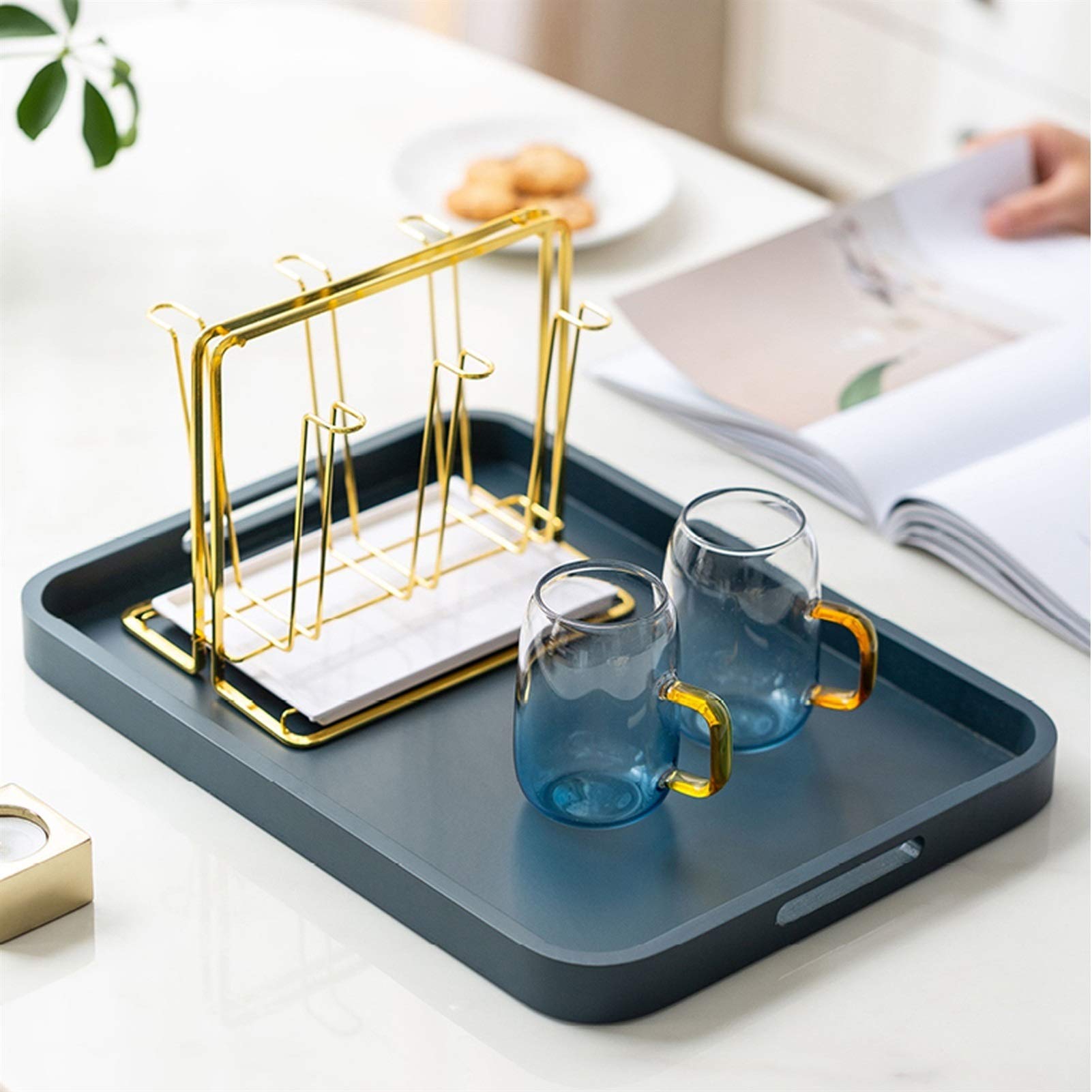 Plateau de service moderne en bambou avec poignées pour dîner, thé, petit déjeuner ou bar, décoration élégante et fonctionnelle pour toutes les occasions