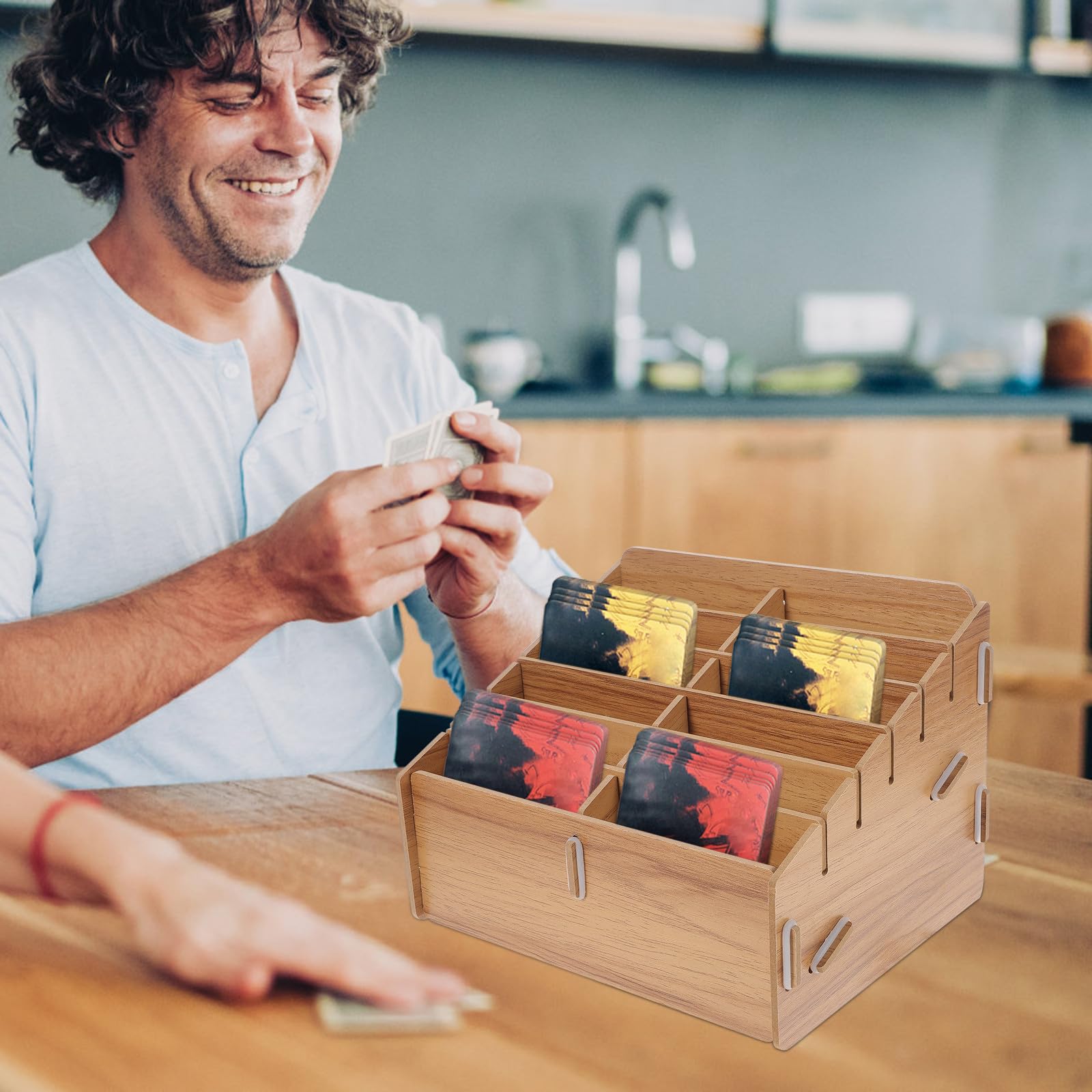 Healeved Organizer per Carte da Gioco in Legno di Noce 12 Scomparti Scatola Portaoggetti Compatta e Leggera per la Casa Custodia Bordi Arrotondati per Protezione e Stoccaggio Ordinato