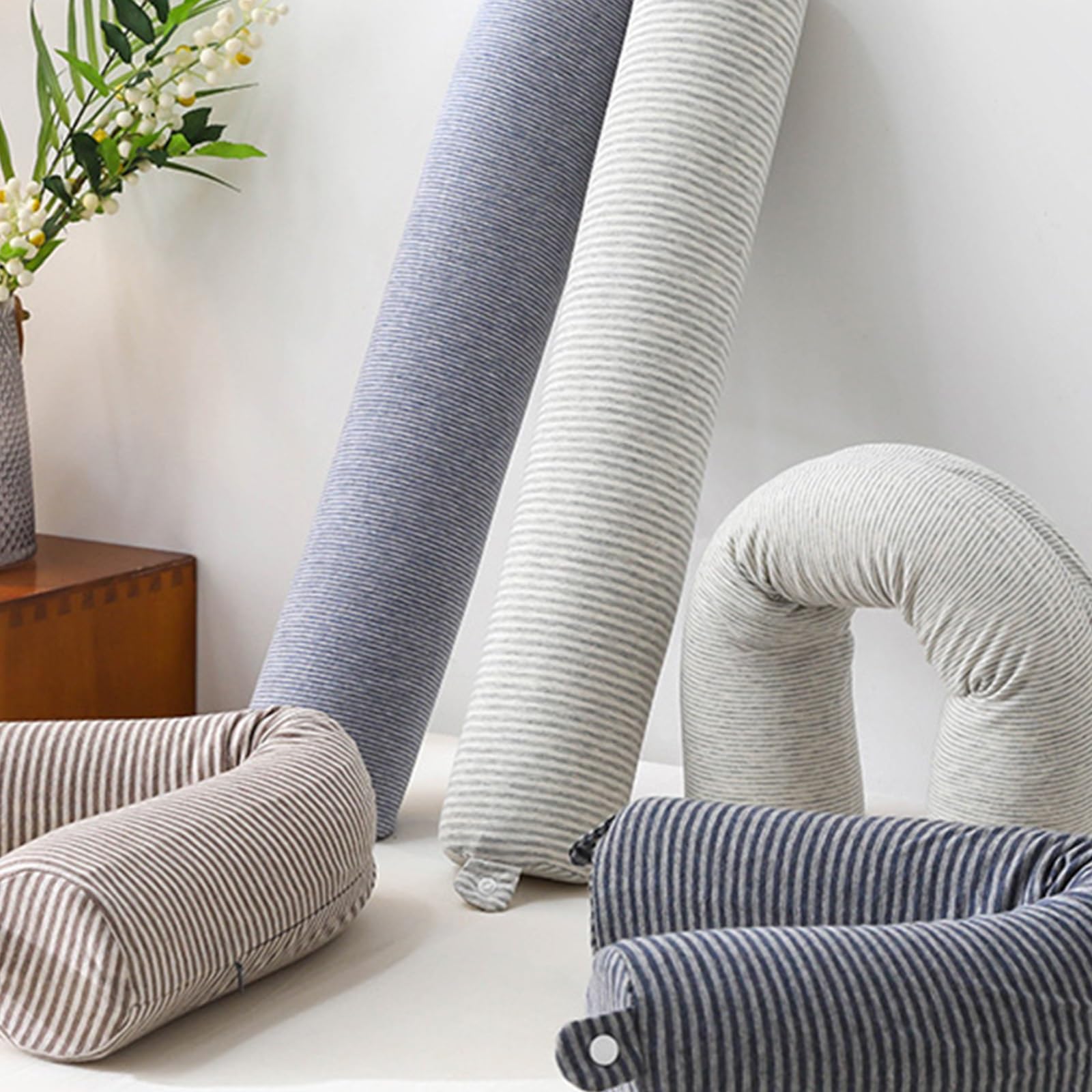 Nackenrolle Mit Bezug 58x10 cm Kissenrolle Aus Memory Foam Multifunktionales Nackenkissen Rollen Kissen Zum Schlafen Im Liegen Und Zur Unterstützung Von Rücken Und Beinen for Bett Und Sofa(Dark Blue)