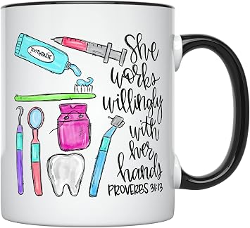 YouNique Designs Dental Assistant Coffee Mug، 11 أونصة، كوب صحة الأسنان، كوب صحة الأسنان للنساء، كوب قهوة طبيب الأسنان، كوب أسنان للنساء مقبض أسود