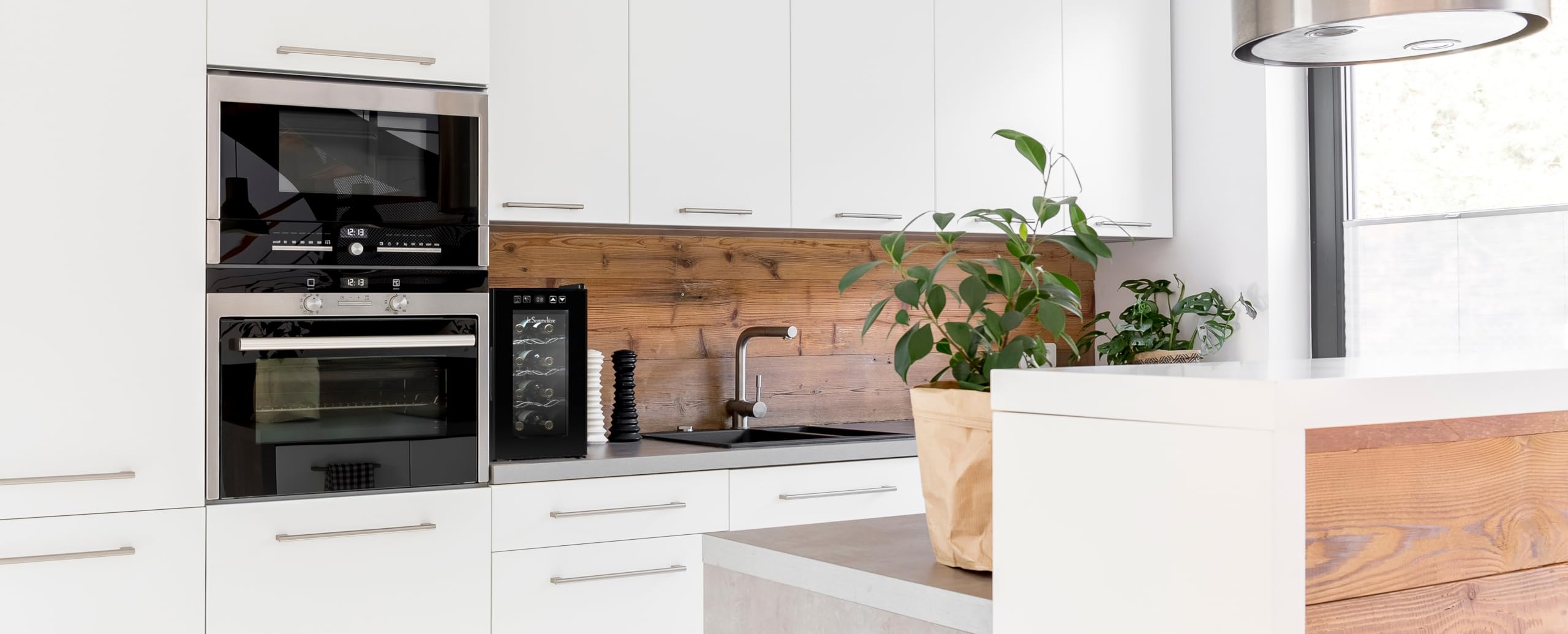 LA SOMMELIERE LS8E Vinoteca para 8 Botellas Termoeléctrica - Muy silenciosa - Diseño Moderno y Compacto