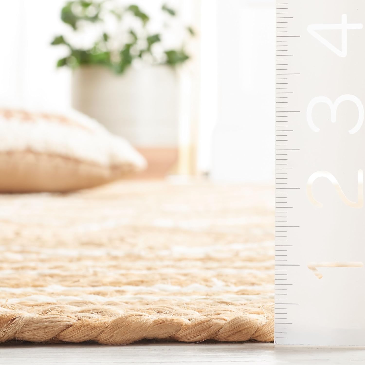 SAFAVIEH Area Rug 8x10 - Natural Fiber Collection - Large - Natural & Ivory, Handmade Jute, Rustic Farmhouse Style, Ideal for Living Room, Bedroom, Dining Space (NF893A)