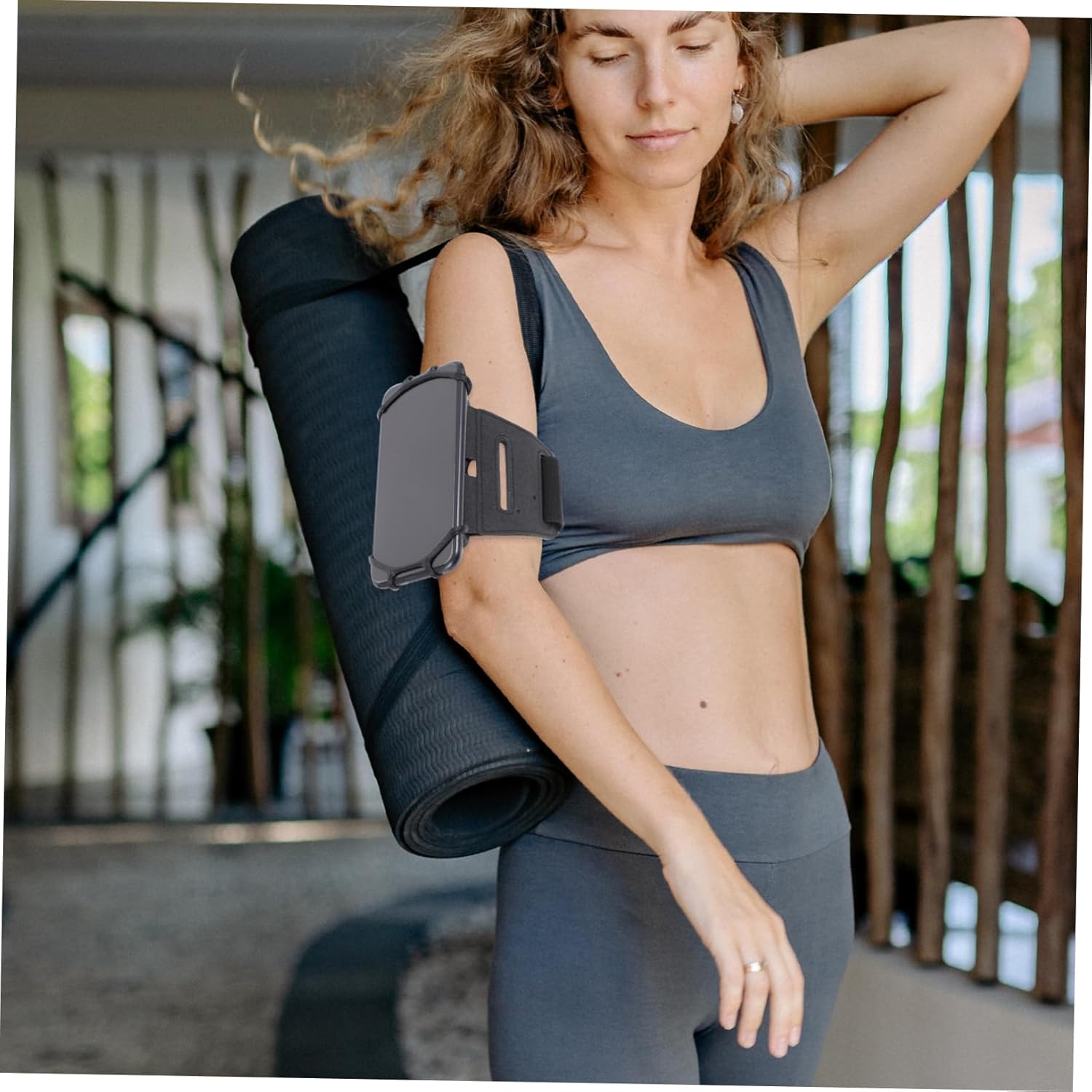 DOITOOL 3pcs Rotating Arm Band for Mobile Phones Wrist Holder for Running Cycling High Elastic Touchscreen Compatible Lightweight Design for Outdoor Activities