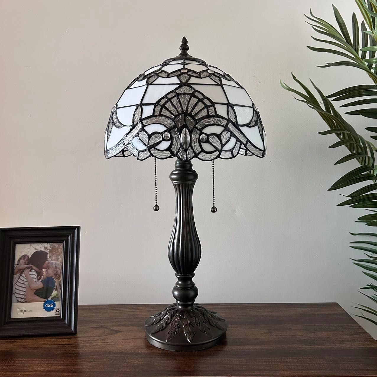 Stained Glass Table Lamp White Baroque Style Metal Base Bedroom LED Bulbs Included for Living Room 12" W*12" D*22" H