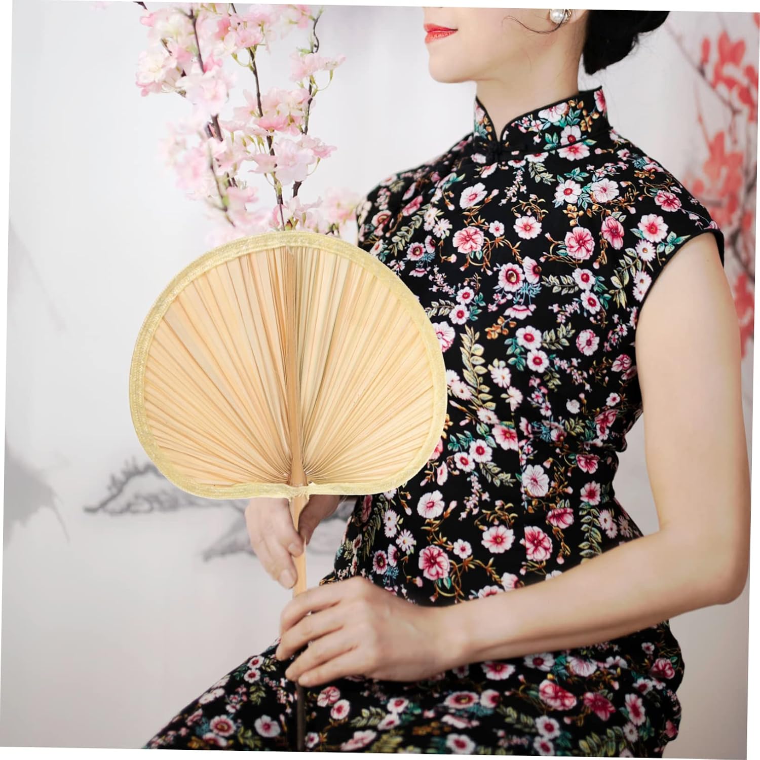 2pcs Handmade Banana Leaf Woven Fans Portable Summer Fan for Travel Boys and Girls Party Favors Wall Decor