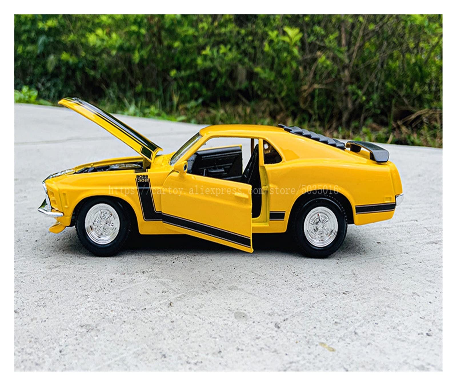 Amazon | 1:24 1970 フォード マスタング BOSS 302 シリーズ