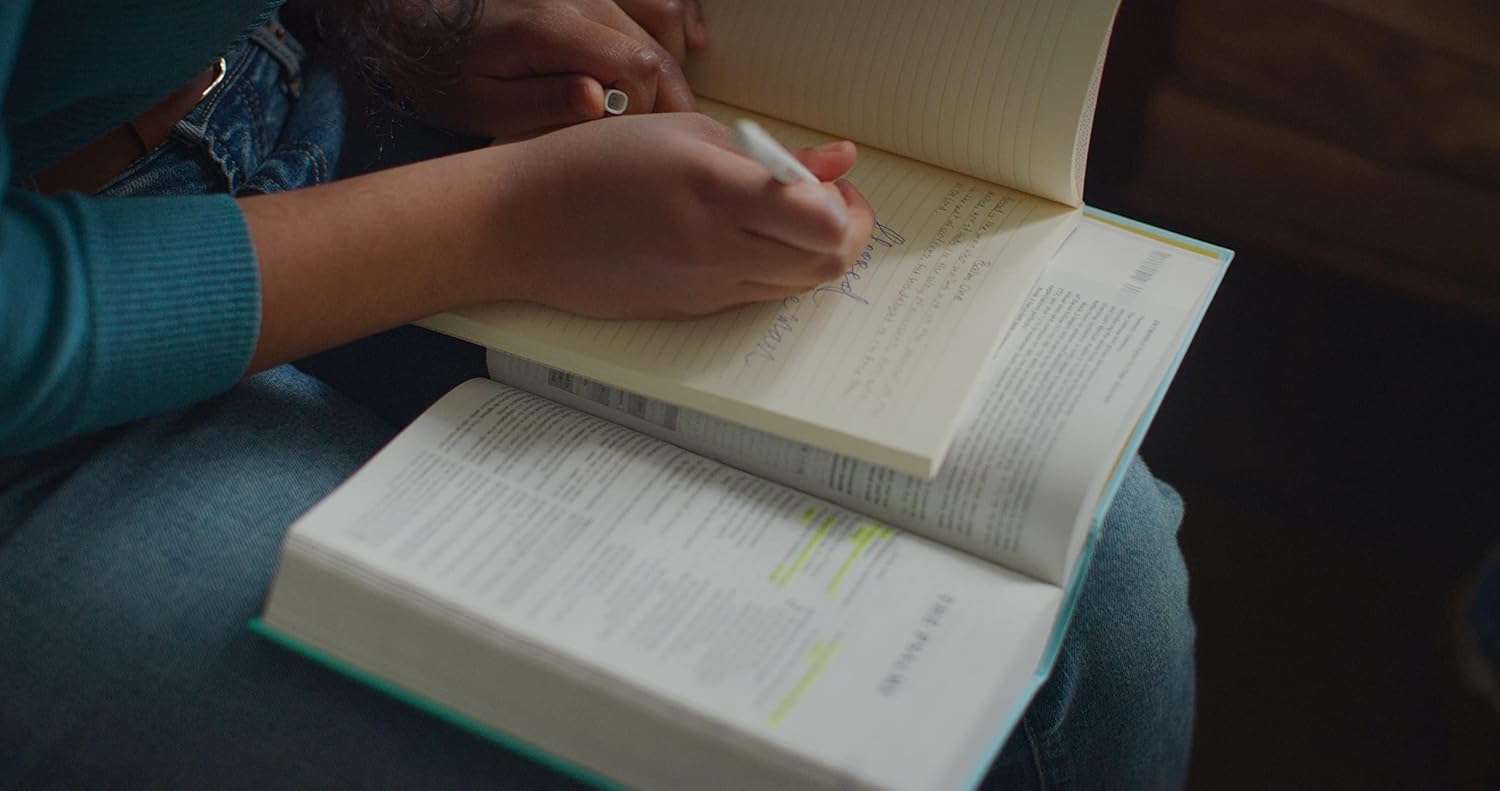 ESV Teen Study Bible (Hardcover, Wellspring): Holy Bible, English Standard Version      Hardcover – May 4, 2023