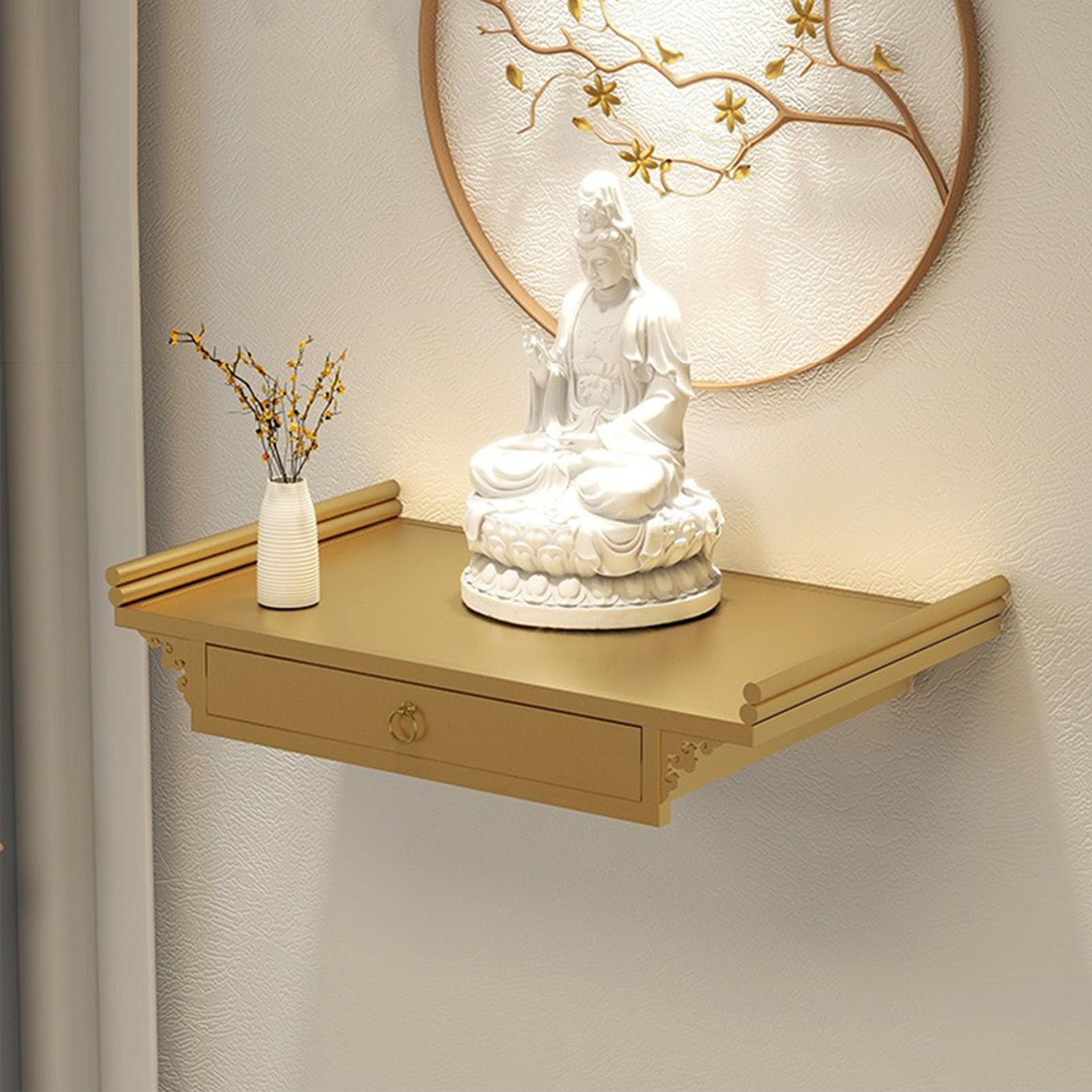 Autel du sanctuaire de Bouddha pour offrande d'encens et statue Guanyin