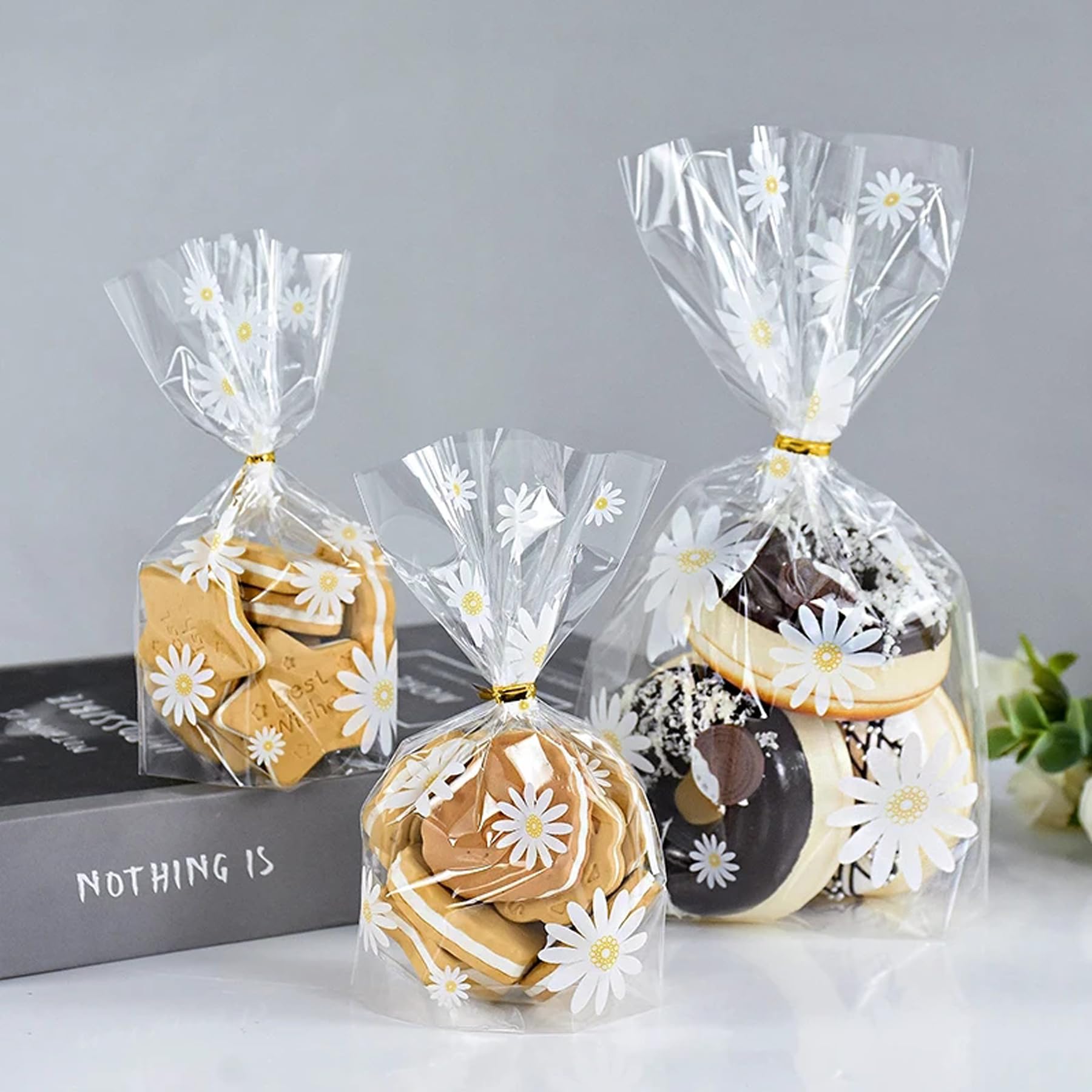 100 Stück Gänseblümchen Süßigkeitentüten Mit Zwickel – 15x22,9 Cm, Mit Goldenen Bindebändern