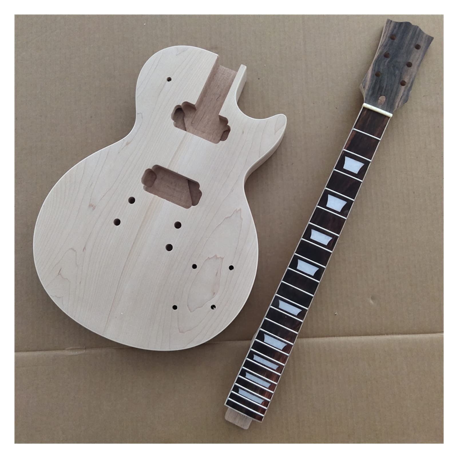TSTS Corps Guitare inachevé 1 Ensemble De Cou De Guitare Inachevé Et Arrière Un Morceau De Corps en Acajou pour Kit De Guitare De Style LP Kit Construction Guitare - Les Beatles, Paul McCartney, John Lennon, RIngo Starr, George Harrison TSTS Corps Guitare inachevé 1 Ensemble De Cou De Guitare Inachevé Et Arrière Un Morceau De Corps en Acajou pour Kit De Guitare De Style LP Kit Construction Guitare