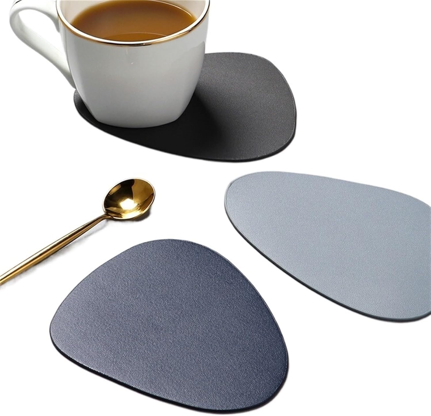 Oval PU Leather Coaster Cup Mat Waterproof Heat-Insulated Pad Drink Holder Desktop Decoration Chic Placemat(Red)