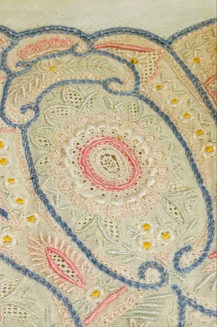 スワトウ 手刺繍 ハンカチ 花柄 汕頭 スワトウ 花模様手刺繍 汕頭ハンカチ スワトウ 花模様手刺繍 汕頭