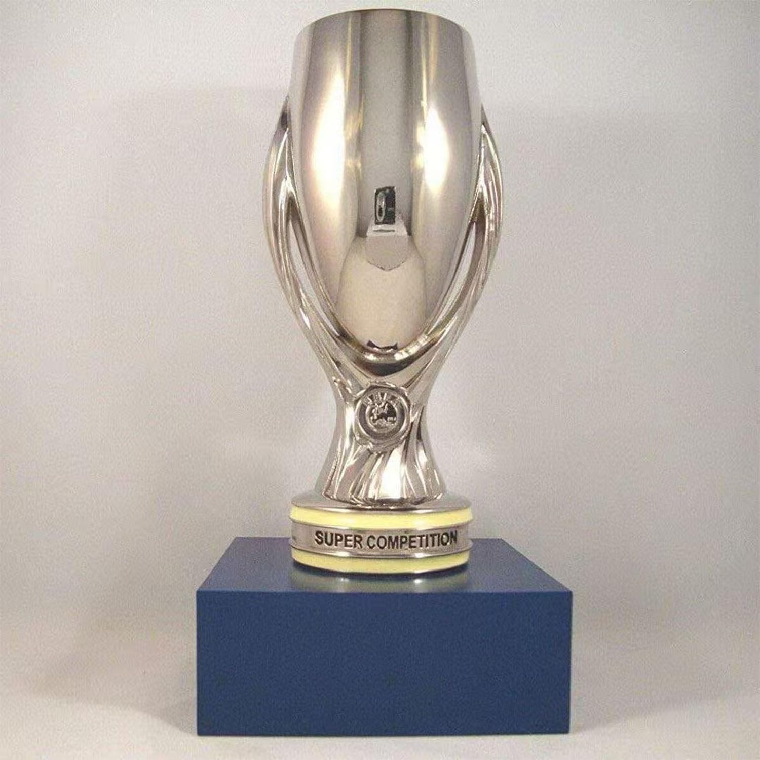 Réplica del Trofeo Europa Super Cup, Copa de Campeones de Fútbol | Premio para Competiciones de Fútbol, Decoración para Oficina Rincón del Aficionado y Hogar, Regalo para Fans de Fútbol
