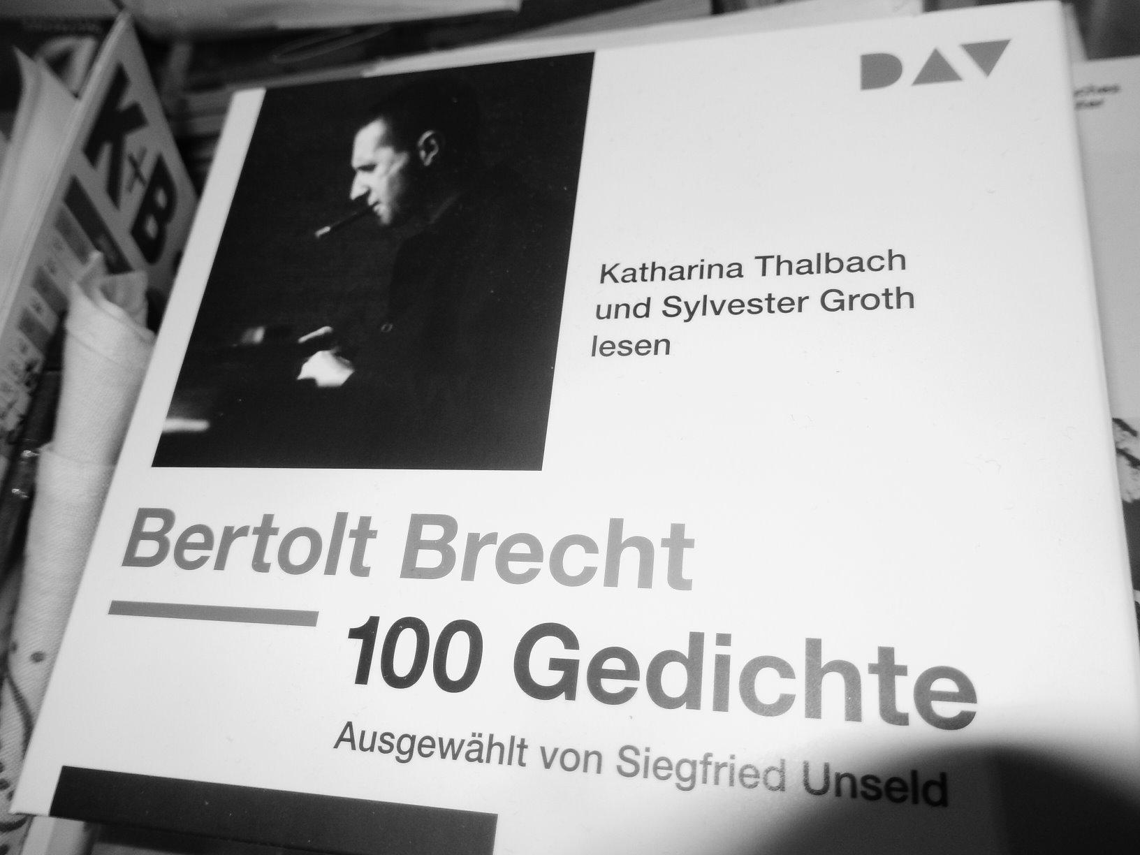 Gedichte Gegen Den Krieg Brecht www.amazon.de