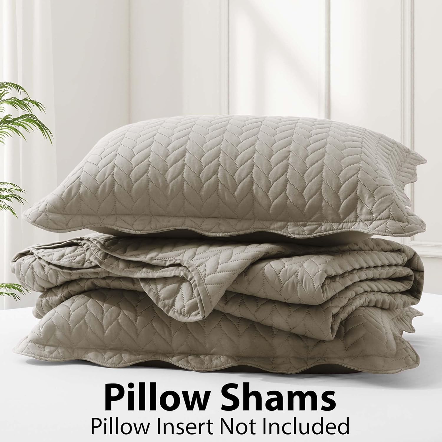 MOONLIGHT20015 Bedspreads Quilts Queen Size Bedding Set (90" x 96") - 2 Pillow Shams (20" x 26"+ 2") - All Season Lightweight Reversible 3 Pcs Microfiber Coverlet Set Embossed Quilt Bedspreads (Beige)