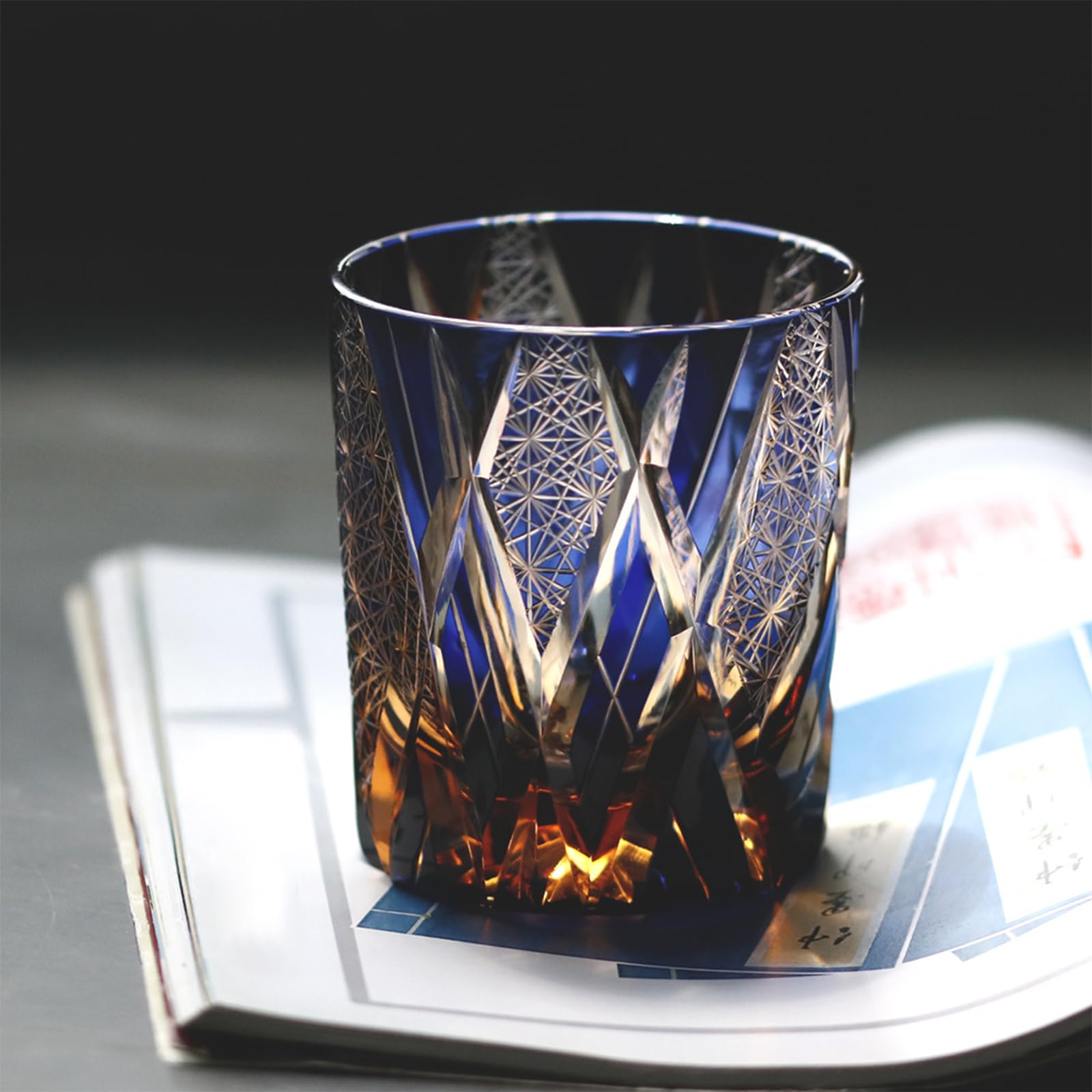 Bicchiere Whisky Cristallo Bicolore Inciso Mano Base Pesante Old Fashion Riflessi Luminosi Regalo Amanti Whisky Padre Compleanno Natale Casa Nuova Regalo,Amber blue
