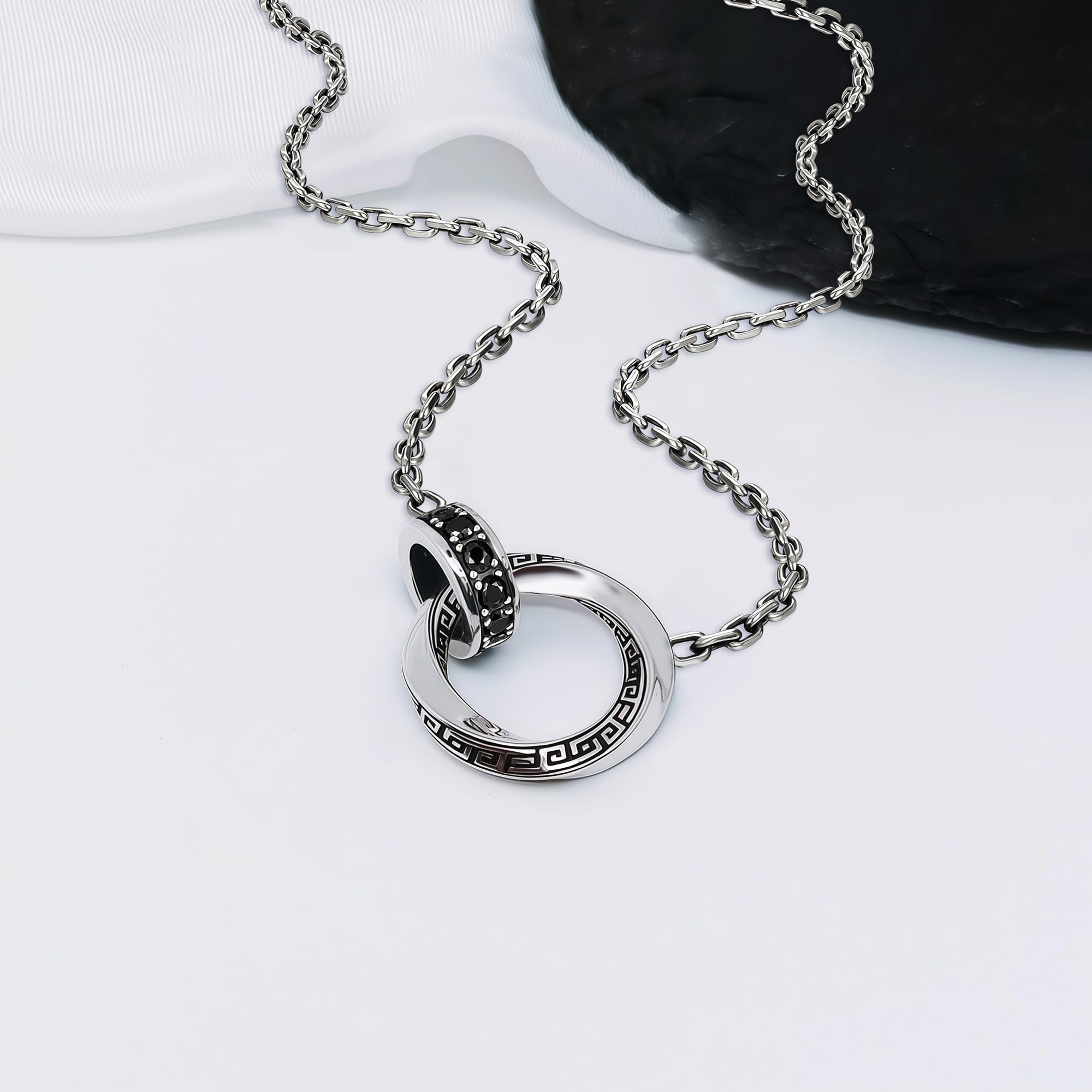 Möbius Strip Men's Necklace, Double Ring Black Onyx Pendant Necklace for Men, Silver Interlocking Circle Mens Necklaces holiday,Jewelry Gift for Him Boyfriend Husband (22+2Inchs)