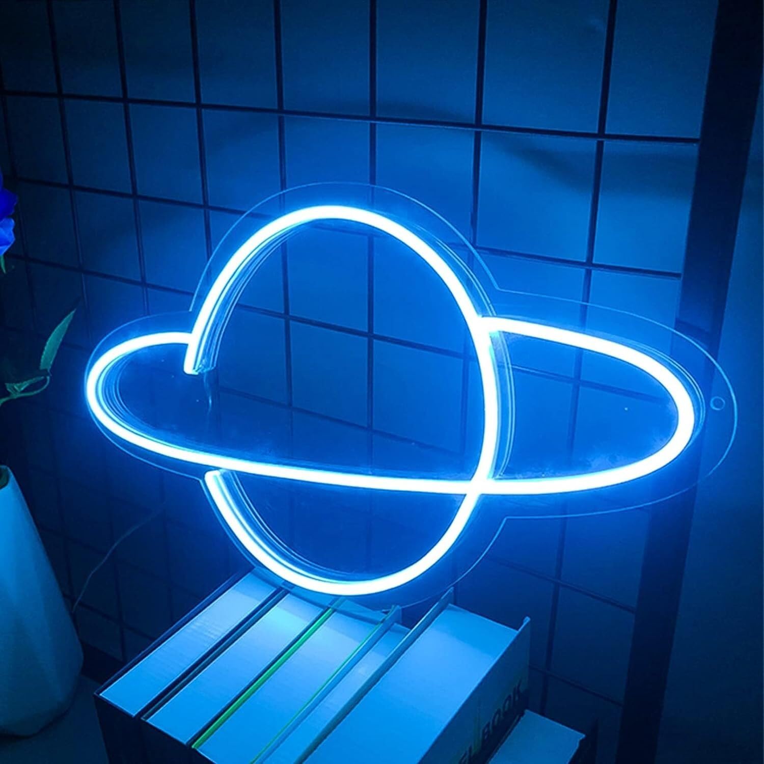 KIJyfgTR Planet Neon Sign Light, Blue Led Night Neon Lights Signs for Bedroom Wall Decor, Room Wedding Party, Bar, Holiday Decoration 60 * 30cm