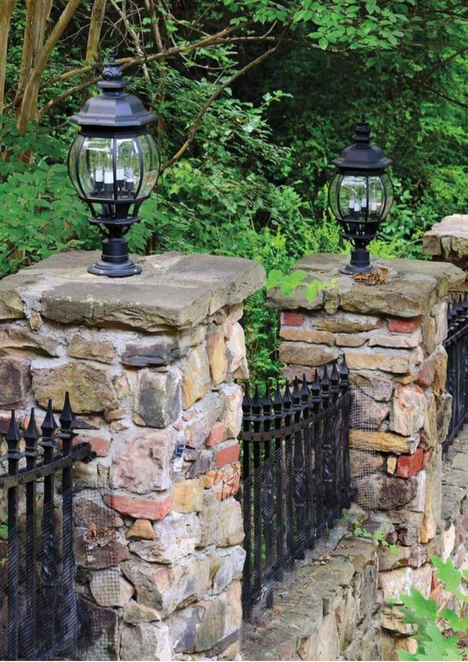 Outdoor Post Light Pedestal Mount, 7-inch Base, 3.25-inch Height, Black