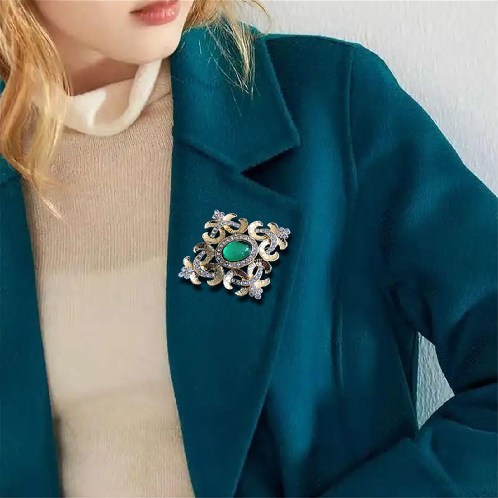 Broche de esmeralda barroca vintage, pin geométrico retro con diamantes de imitación para mujer, accesorio de ramillete de aleación