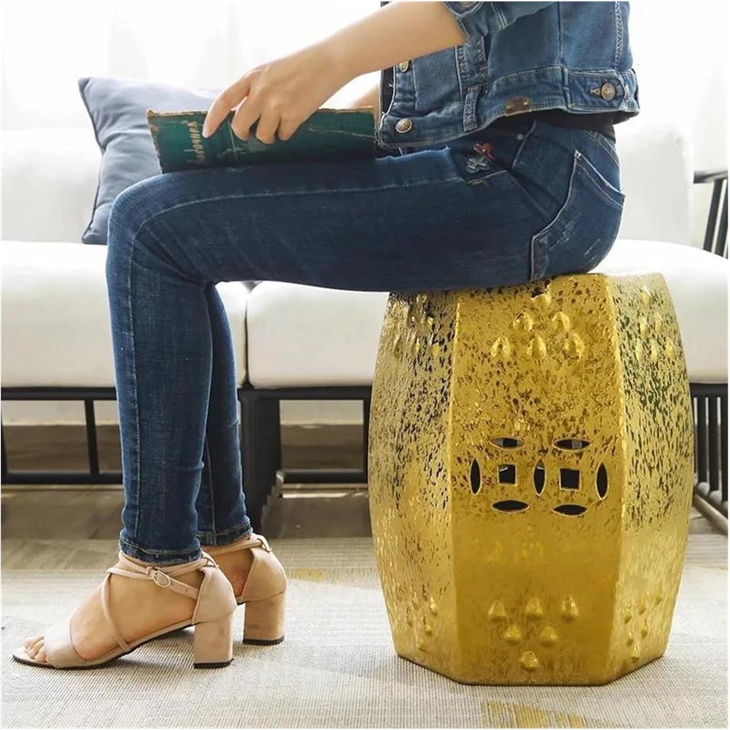 Decorative Garden Stools, Chinese Antique Style Ceramic Stool for Home Garden Decor Garden Ceramic Stool(B)