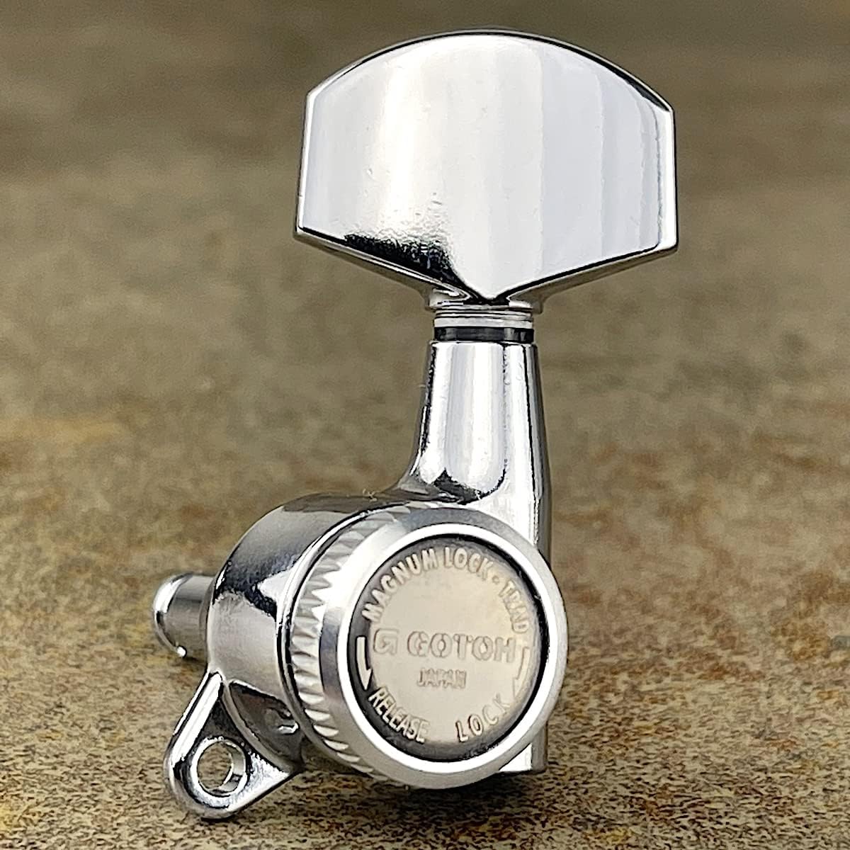 Amazon.com: Gotoh Locking Machine Heads - 3 per side - SG381 01 MG-T ... Amazon.com: Gotoh Locking Machine Heads - 3 per side - SG381 01 MG-T ...