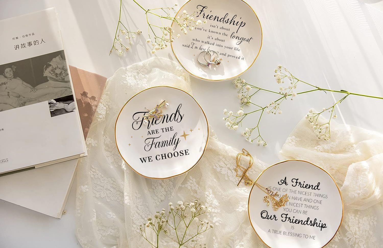 COLLECTIVE HOME - Ceramic Jewelry Tray, Gift for Friends Bestie, Decorative Jewelry Dish for Rings Earrings Necklaces Bracelet Watch Keys (Friends ARE THE Family WE CHOOSE)